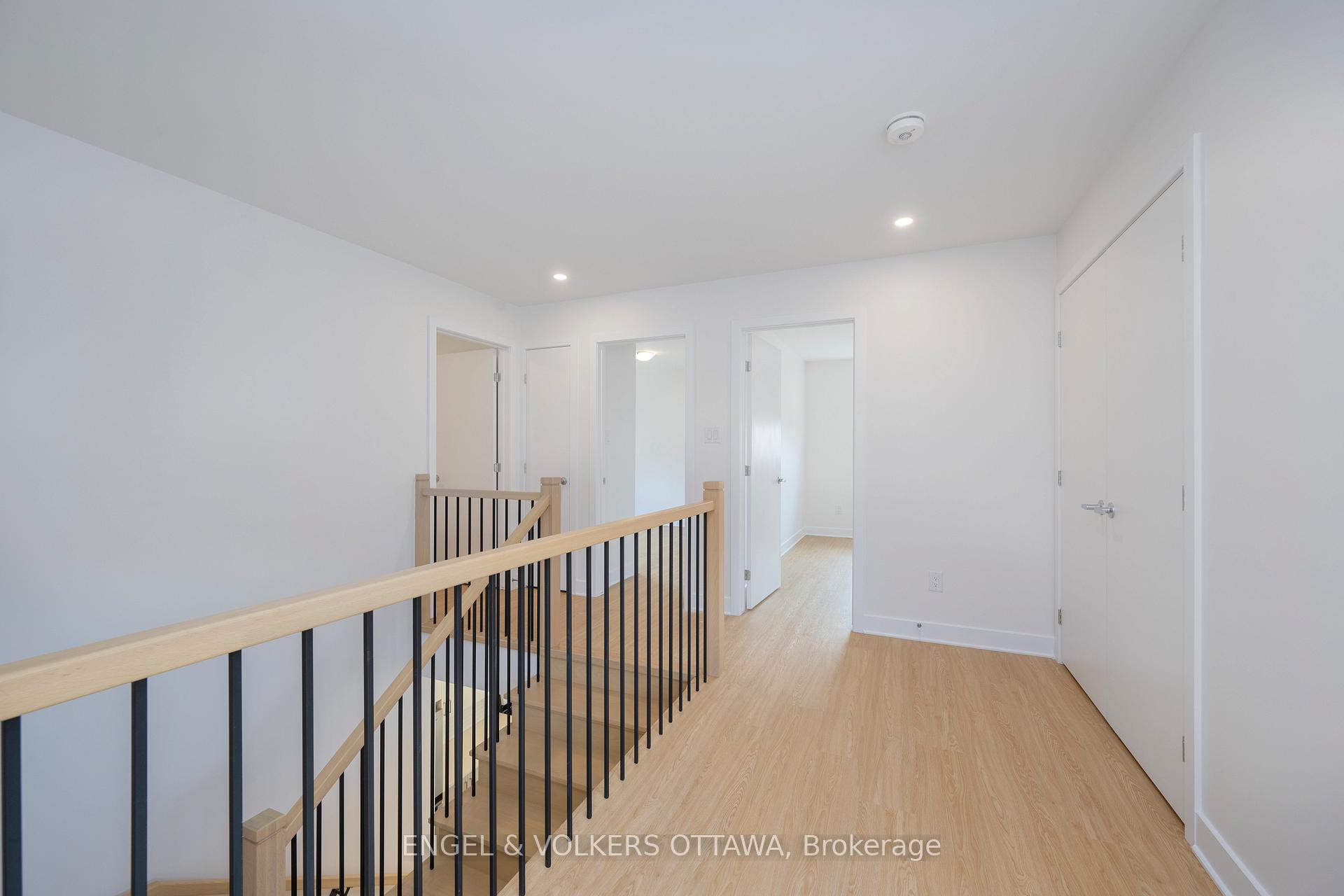 Photo 24 of 5 Winlock Crescent, Ottawa, Craig Henry/Woodvale — HOMEH