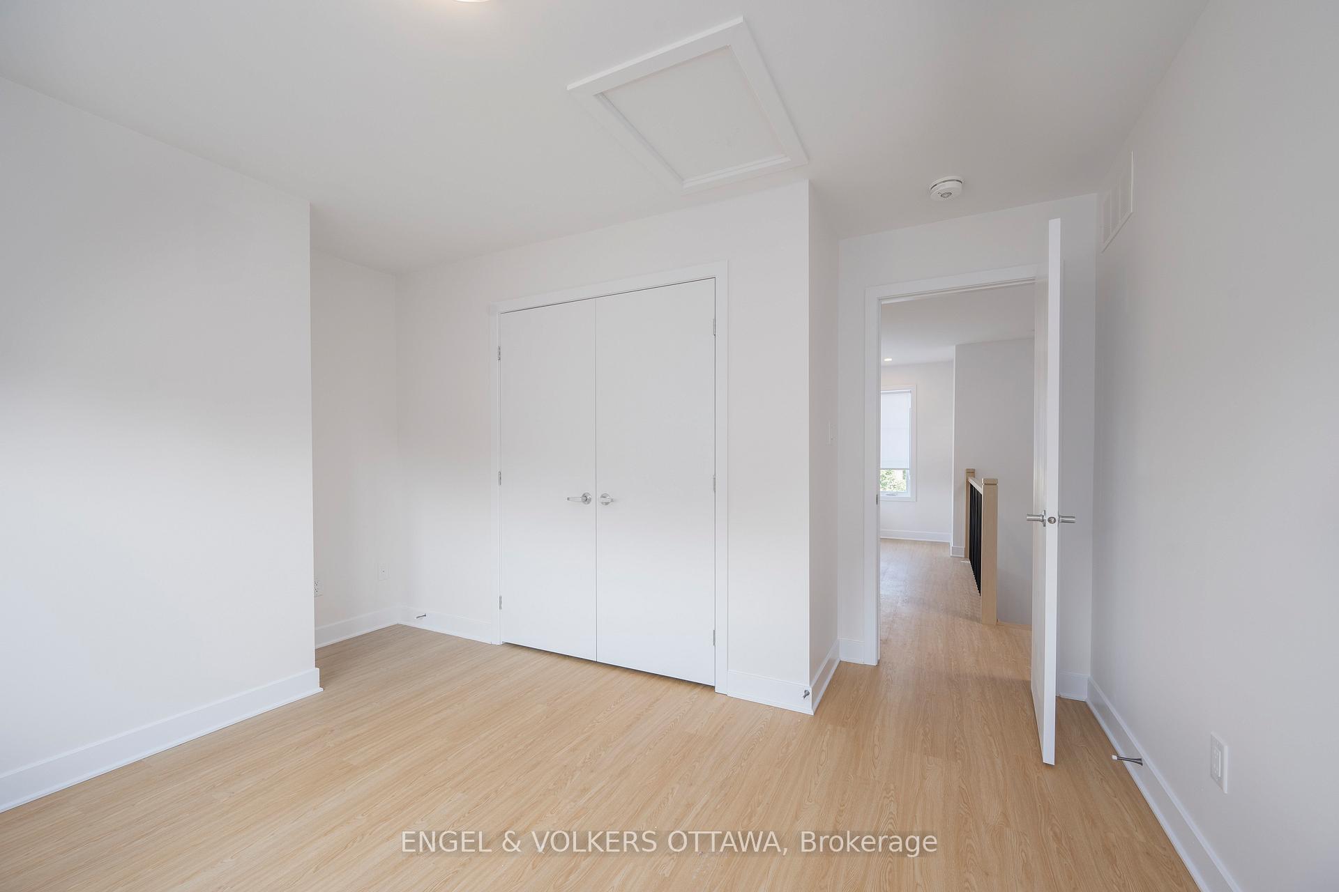 Photo 26 of 5 Winlock Crescent, Ottawa, Craig Henry/Woodvale — HOMEH