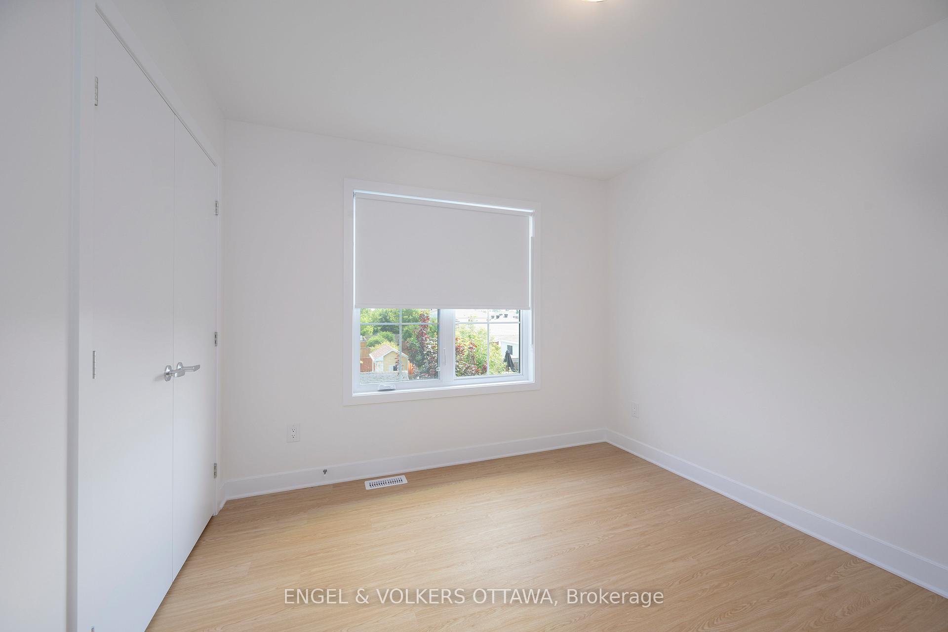 Photo 27 of 5 Winlock Crescent, Ottawa, Craig Henry/Woodvale — HOMEH
