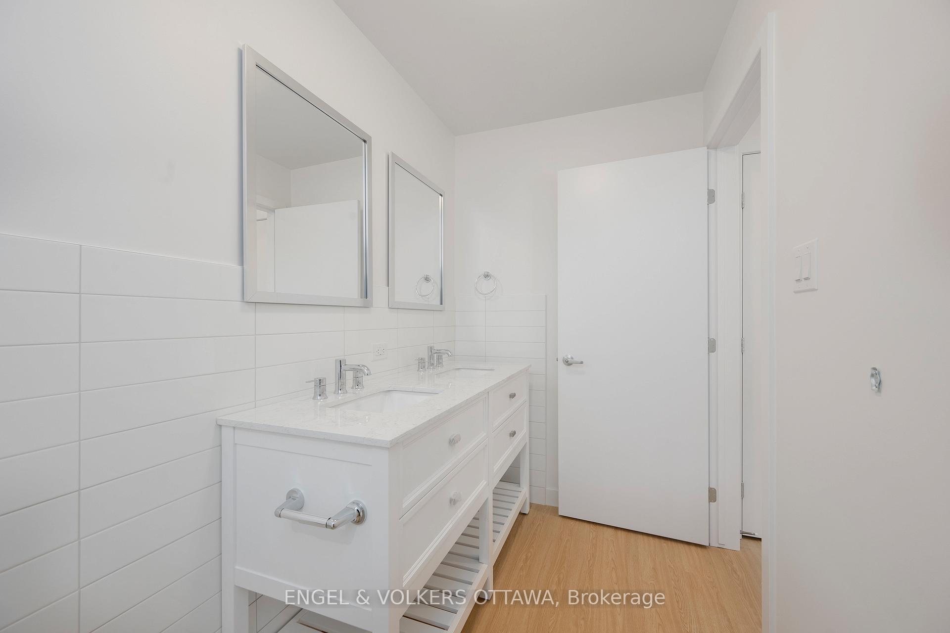 Photo 31 of 5 Winlock Crescent, Ottawa, Craig Henry/Woodvale — HOMEH