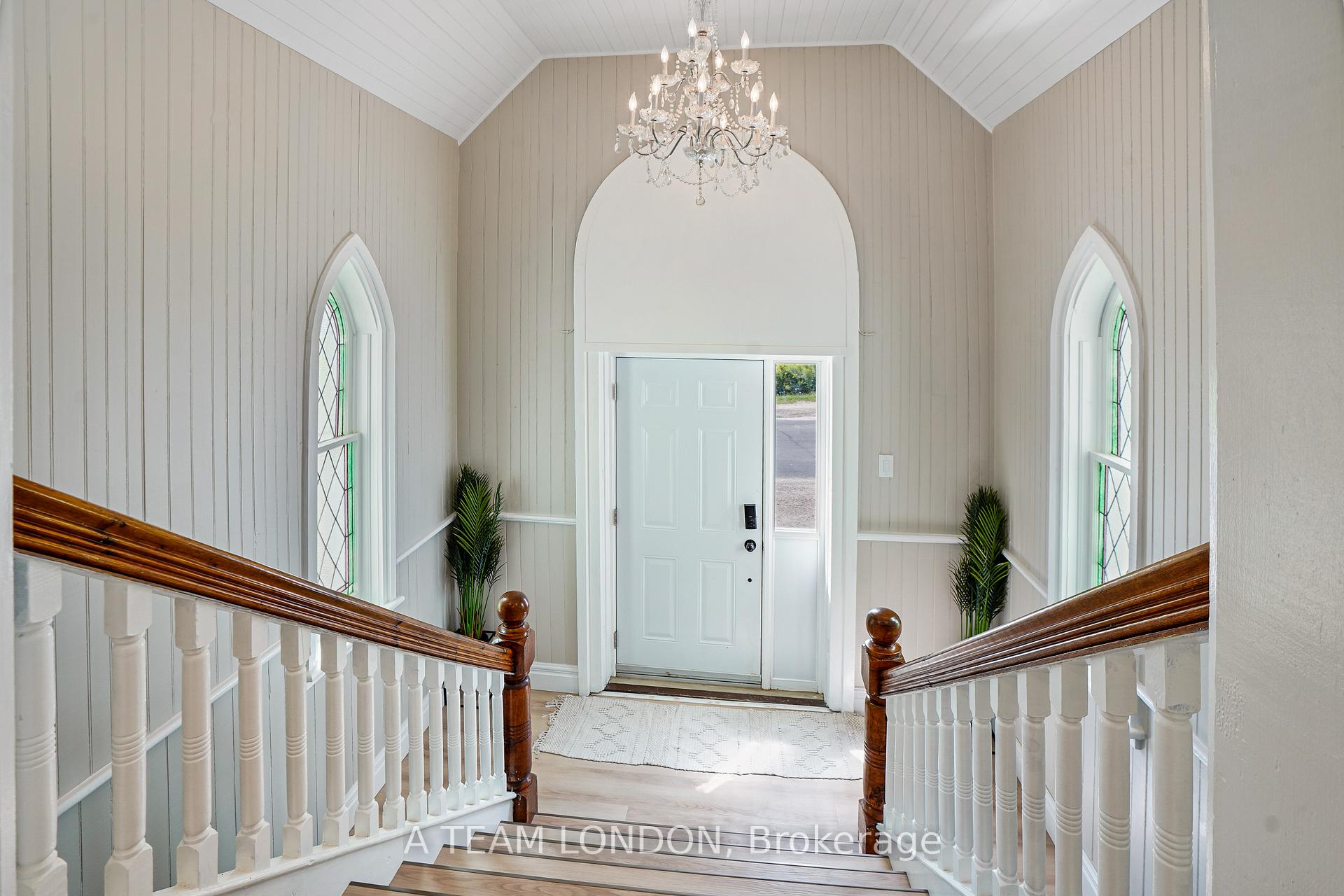 Photo 3 of 10096 Iona Road, Southwold, Iona Station — HOMEH