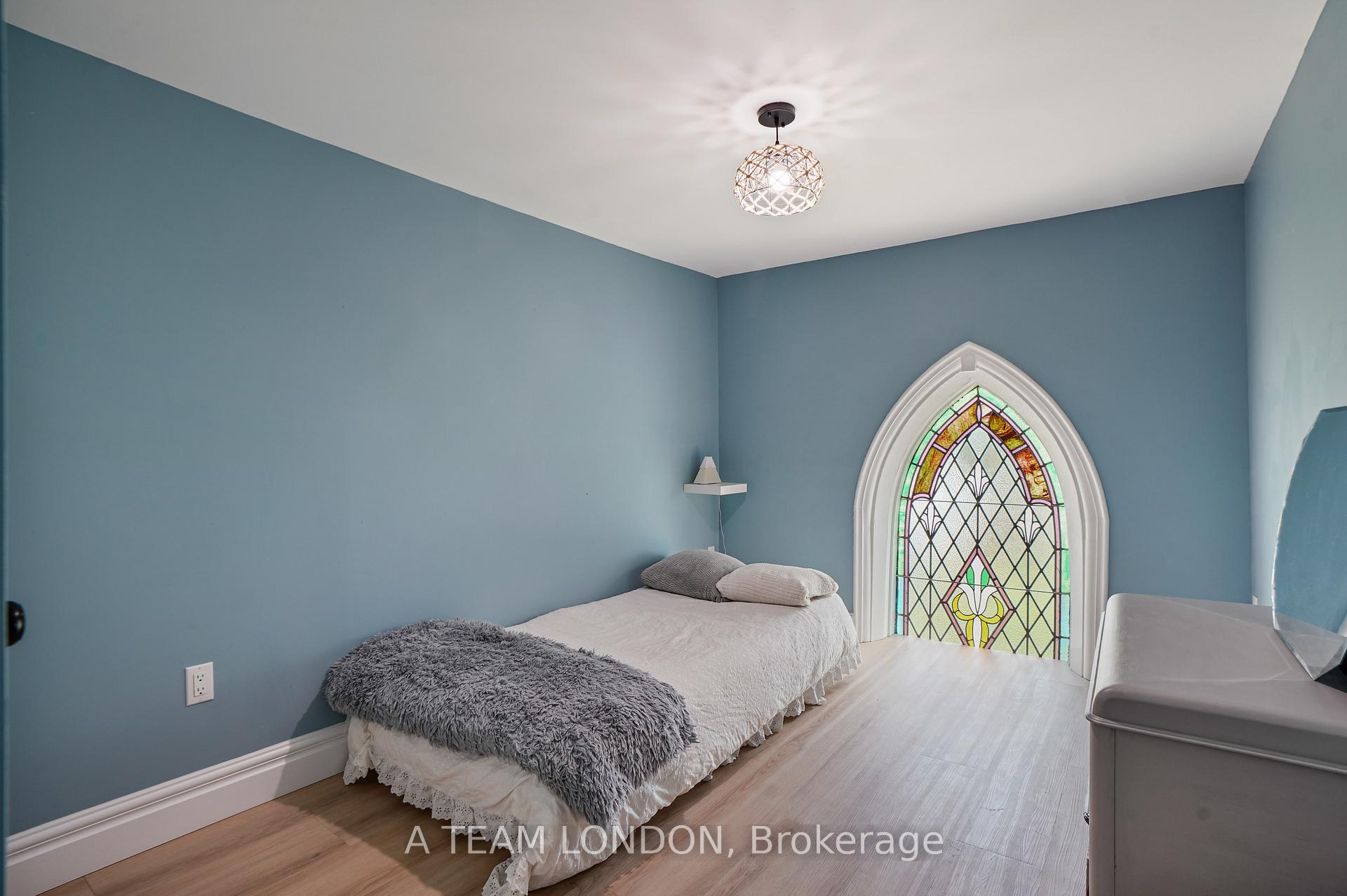 Photo 19 of 10096 Iona Road, Southwold, Iona Station — HOMEH