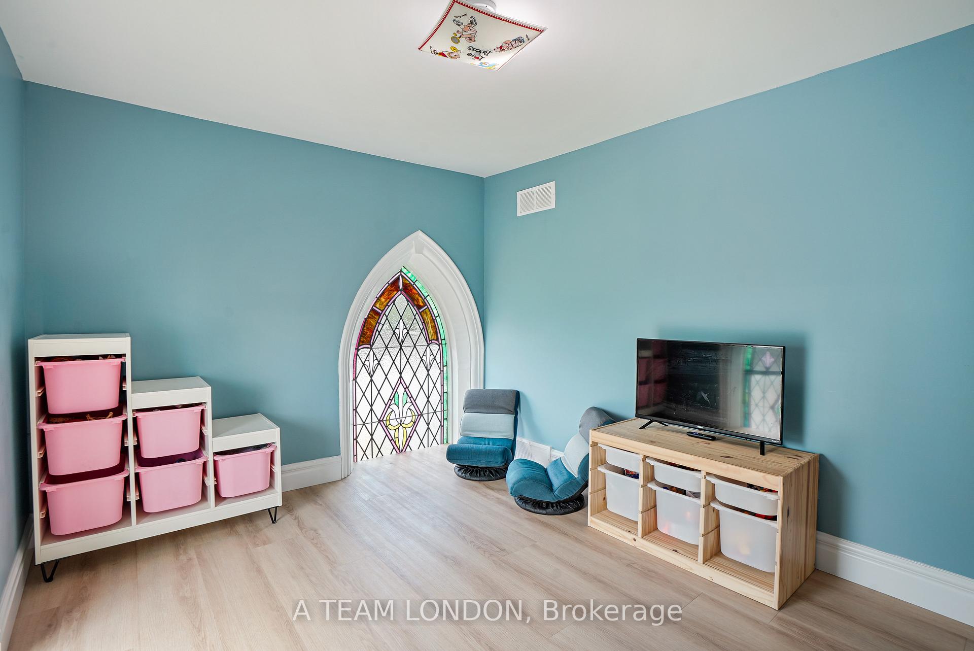 Photo 20 of 10096 Iona Road, Southwold, Iona Station — HOMEH