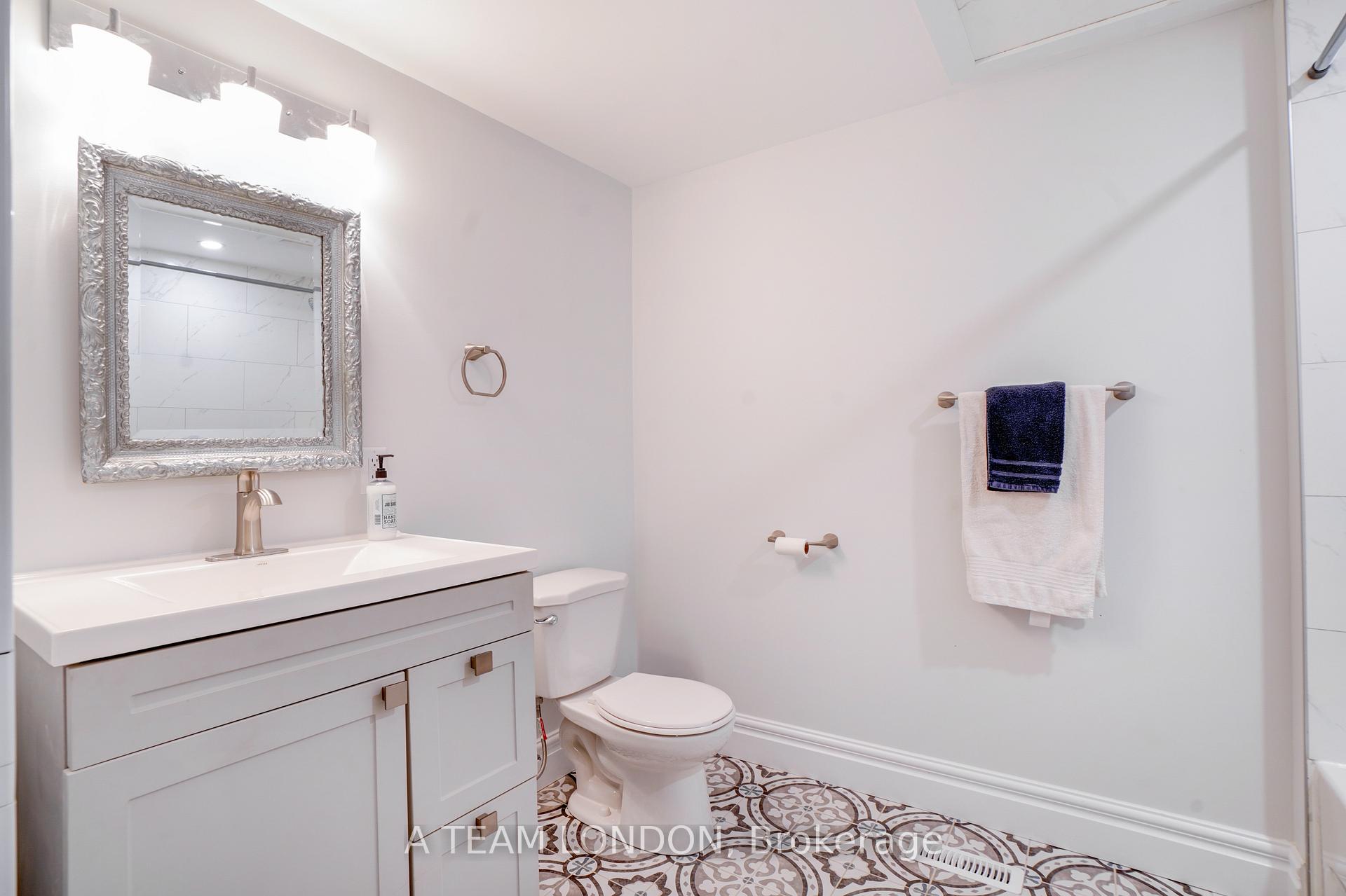 Photo 21 of 10096 Iona Road, Southwold, Iona Station — HOMEH