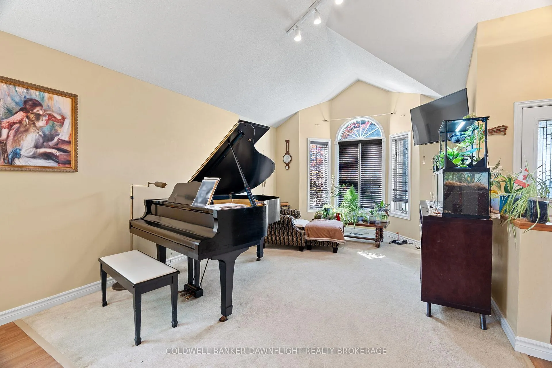 Photo 7 of 68 George Street, South Huron, Exeter — HOMEH