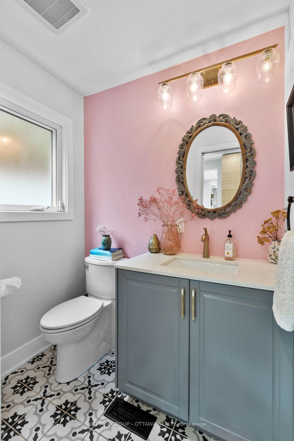 Photo 19 of 100 Monterey Drive, Ottawa, Leslie Park — HOMEH