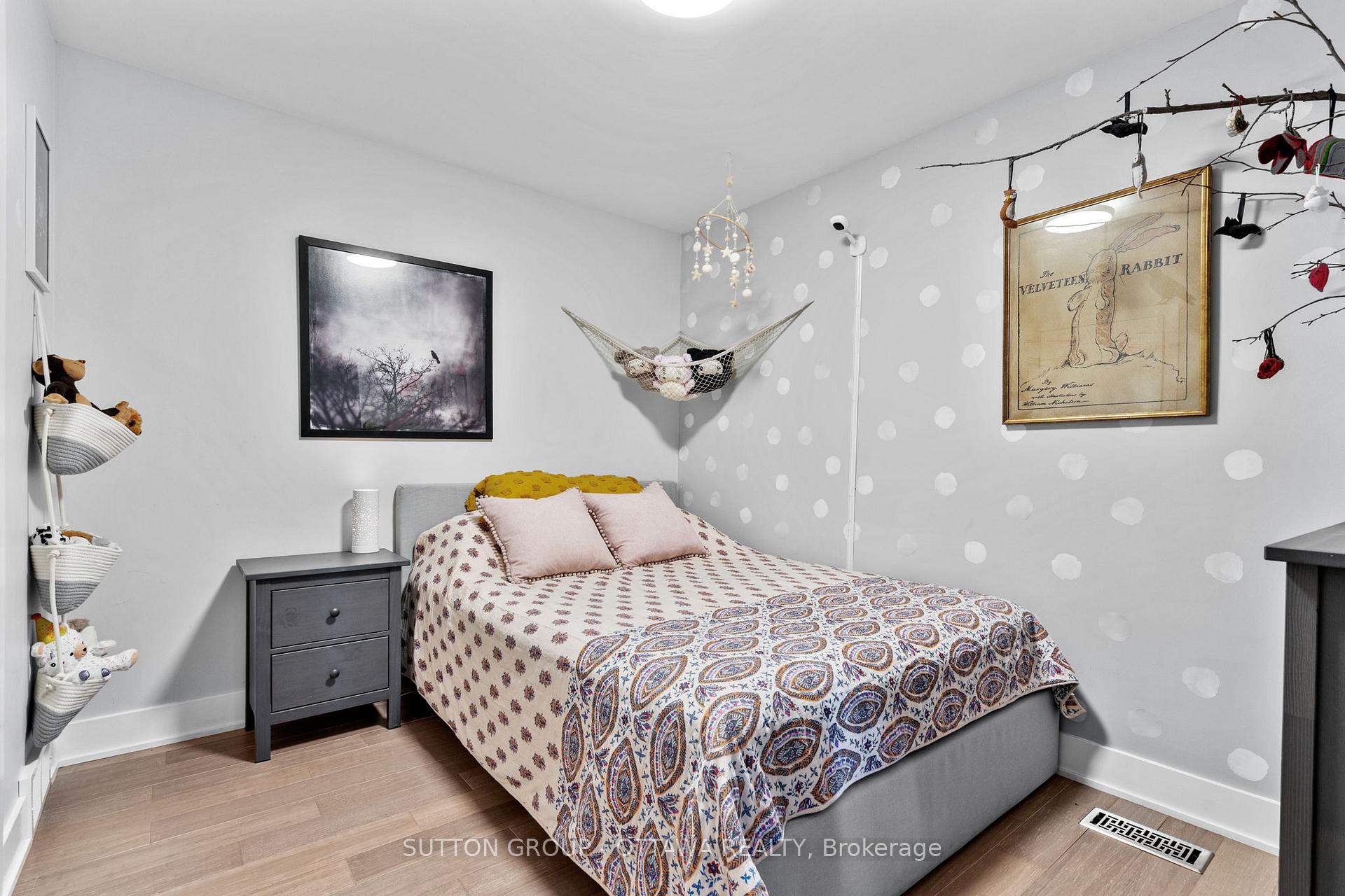 Photo 20 of 100 Monterey Drive, Ottawa, Leslie Park — HOMEH