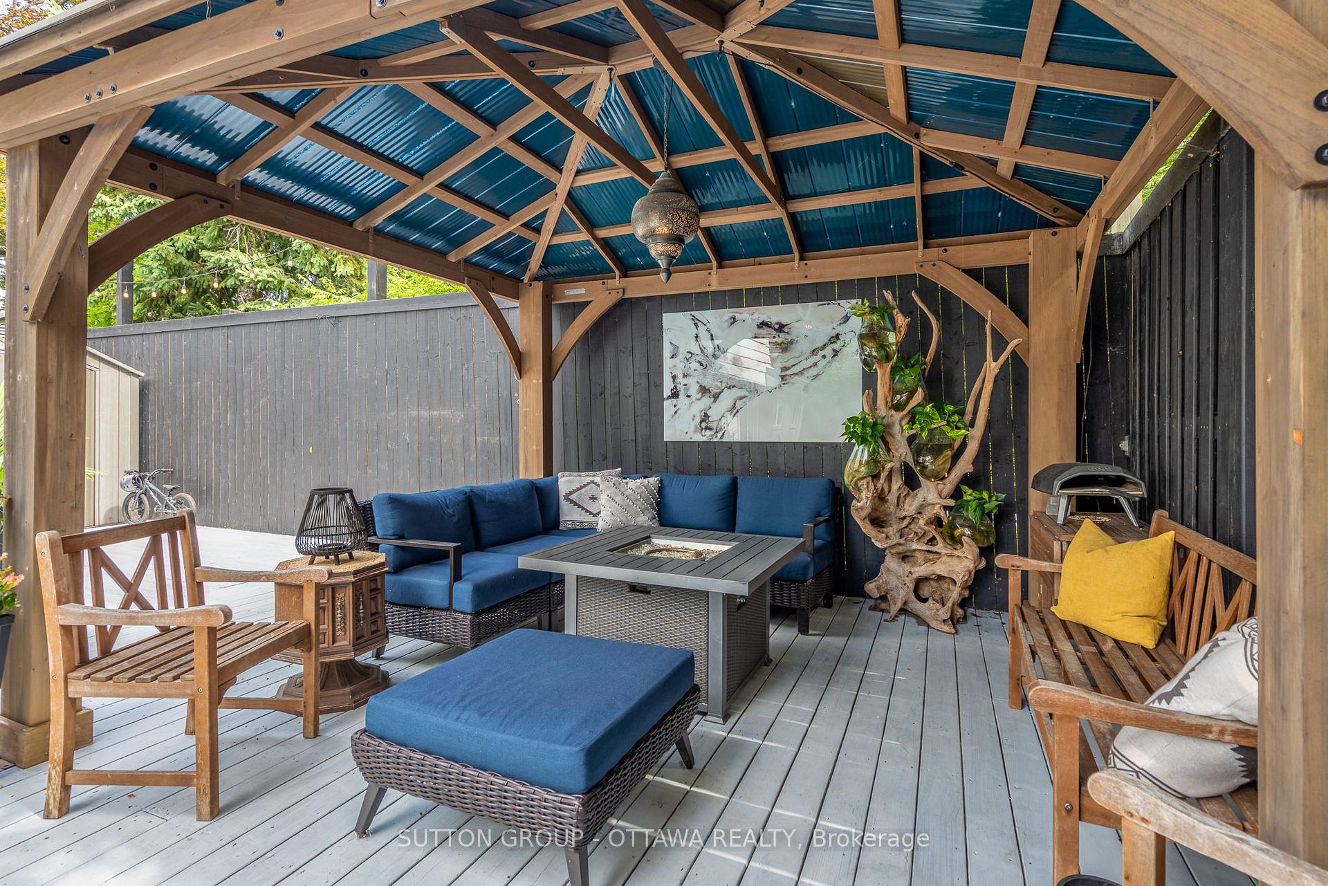 Photo 43 of 100 Monterey Drive, Ottawa, Leslie Park — HOMEH
