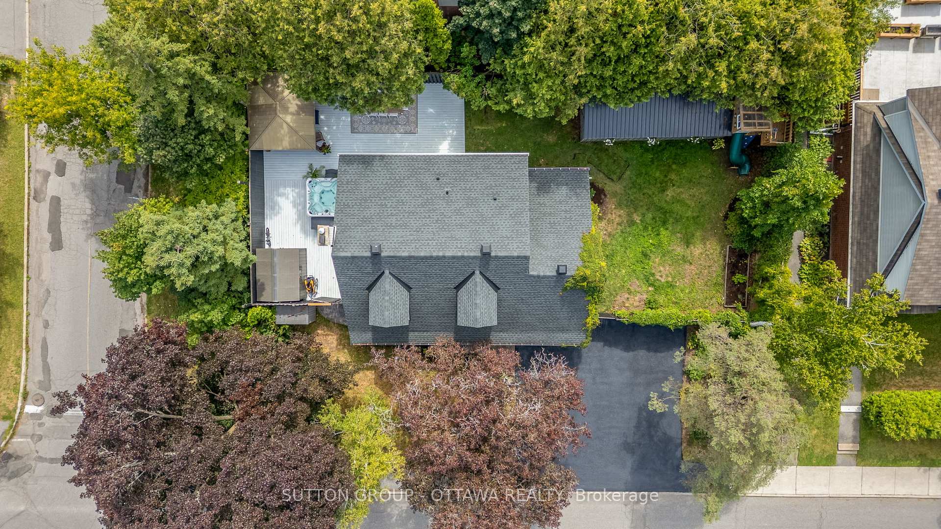 Photo 46 of 100 Monterey Drive, Ottawa, Leslie Park — HOMEH