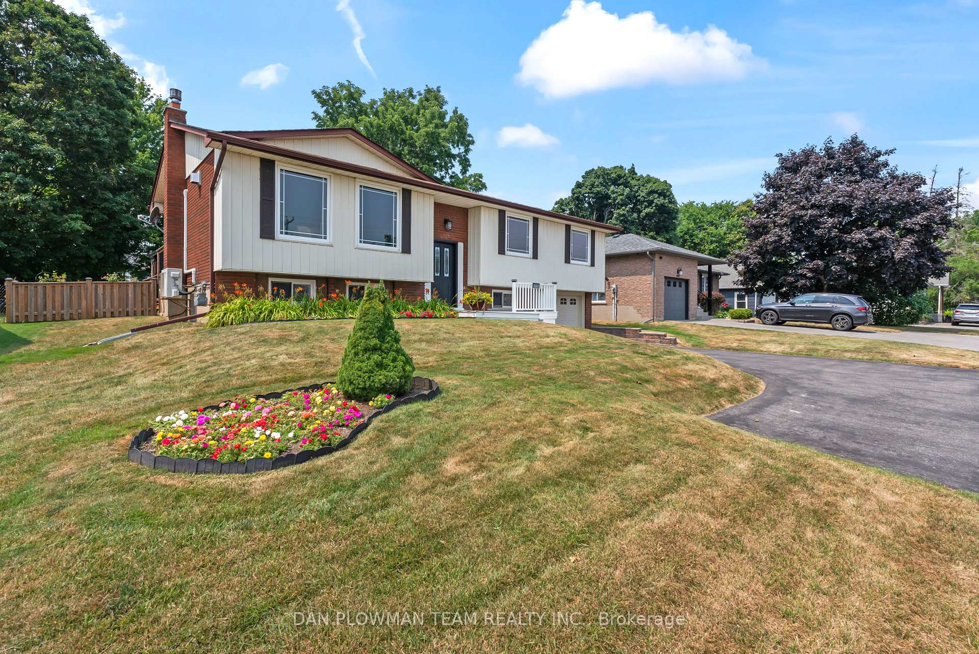 Photo 3 of 14724 Simcoe Street, Scugog, Port Perry — HOMEH