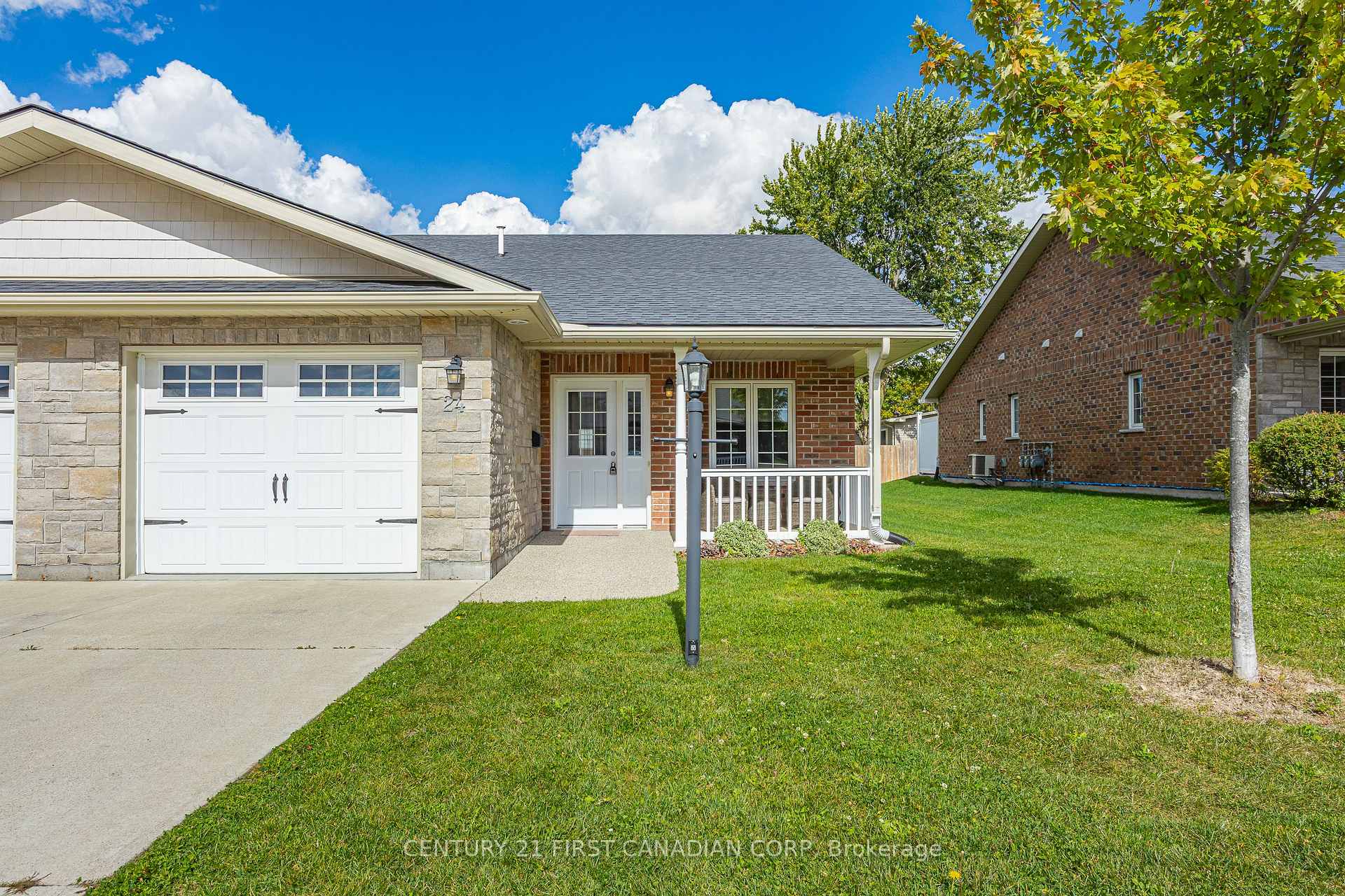 Photo 2 of 24 Devon Drive, South Huron, Exeter — HOMEH