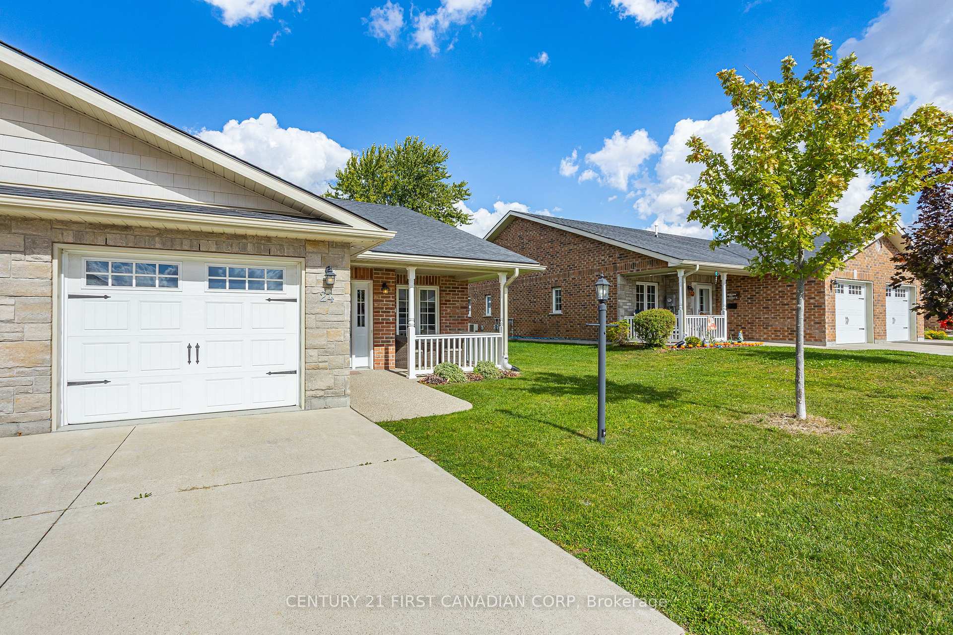 Photo 3 of 24 Devon Drive, South Huron, Exeter — HOMEH