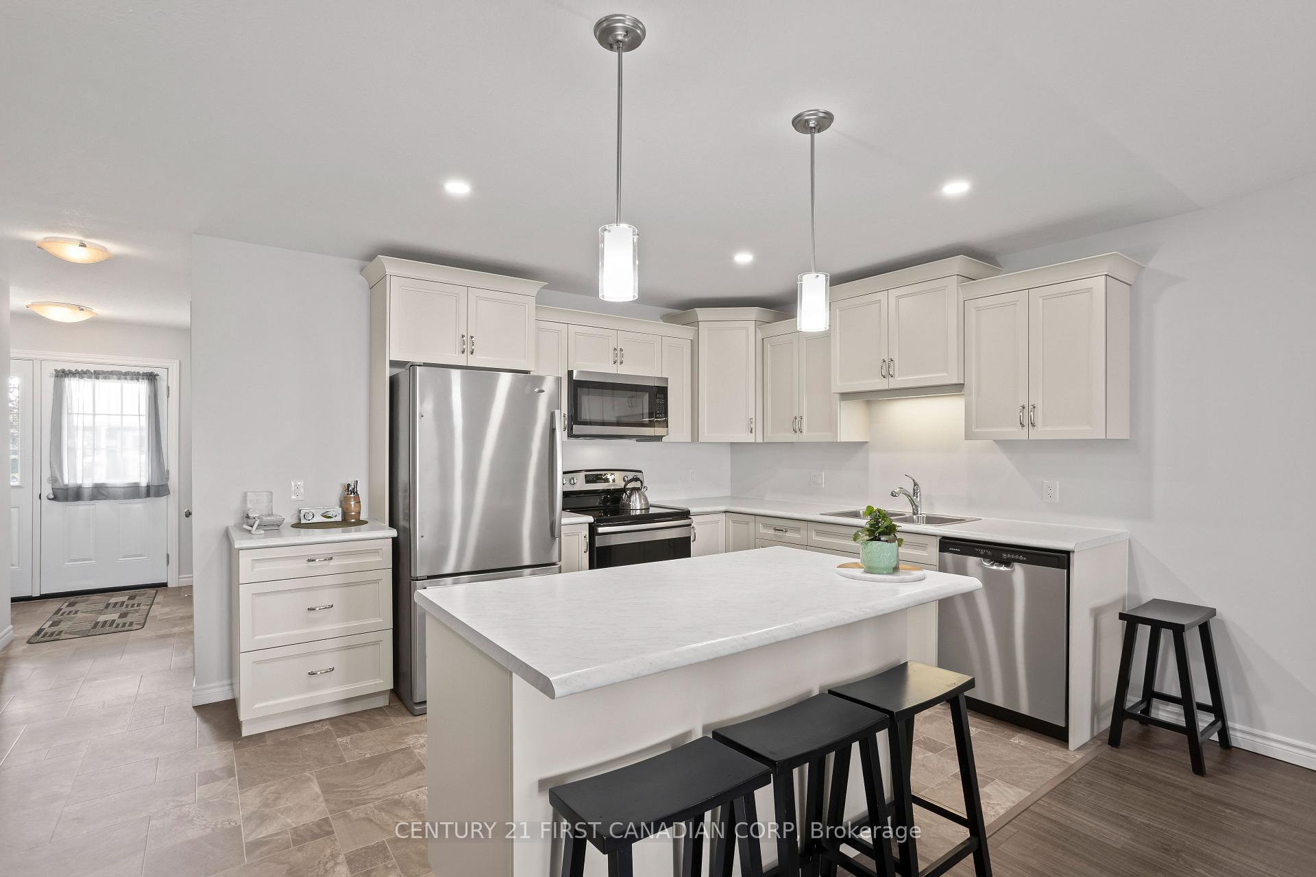 Photo 15 of 24 Devon Drive, South Huron, Exeter — HOMEH