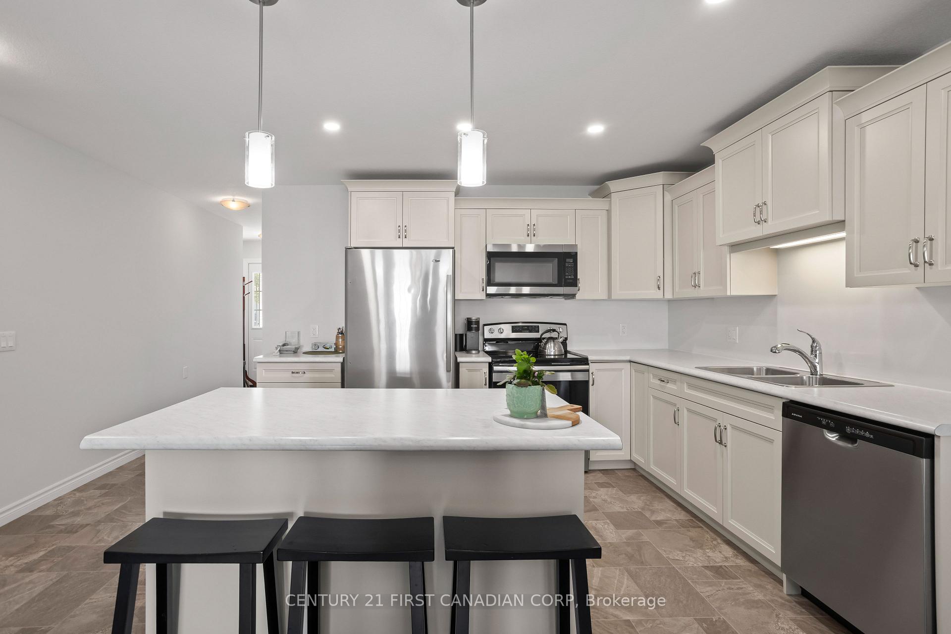 Photo 16 of 24 Devon Drive, South Huron, Exeter — HOMEH