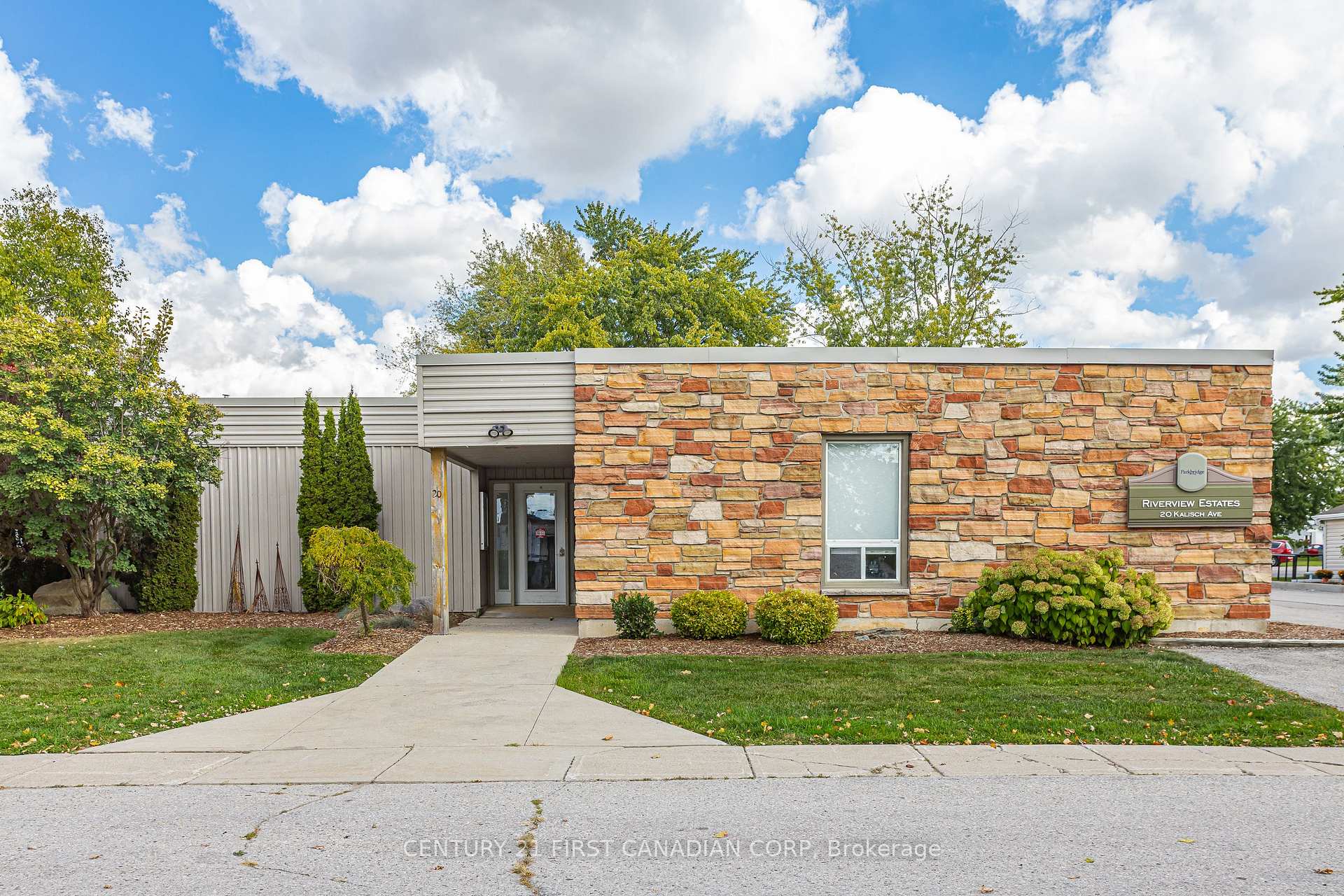 Photo 45 of 24 Devon Drive, South Huron, Exeter — HOMEH