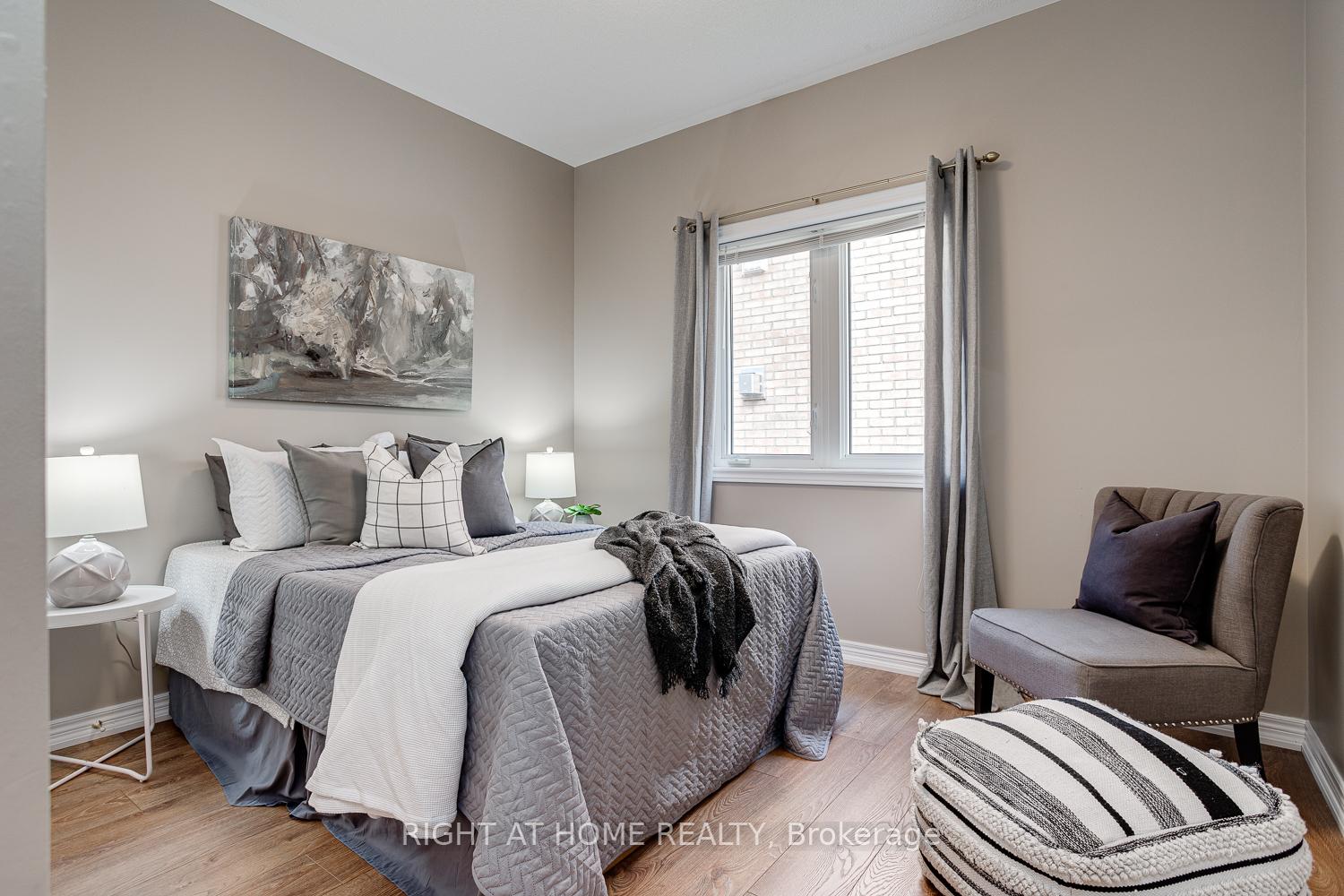 Photo 19 of 100 Earl Cuddie Boulevard, Scugog, Port Perry — HOMEH