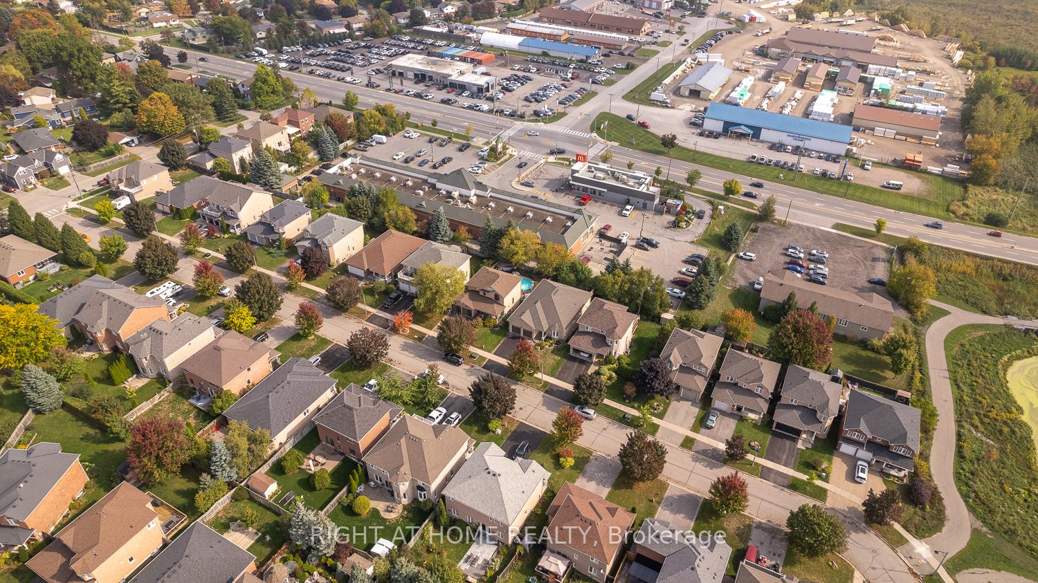 Photo 31 of 100 Earl Cuddie Boulevard, Scugog, Port Perry — HOMEH
