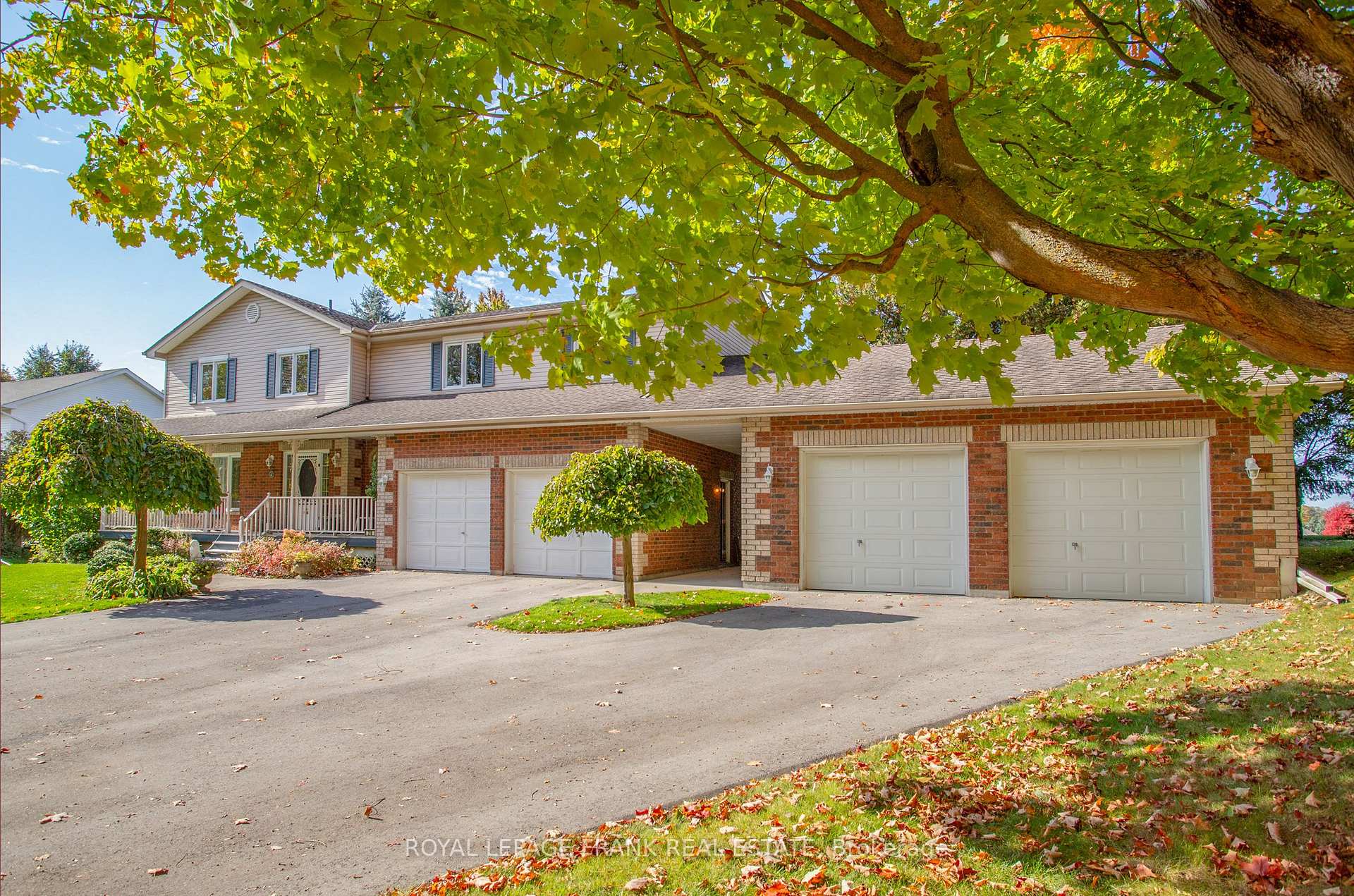 Photo 3 of 28 Palace Street, Scugog, Rural Scugog — HOMEH