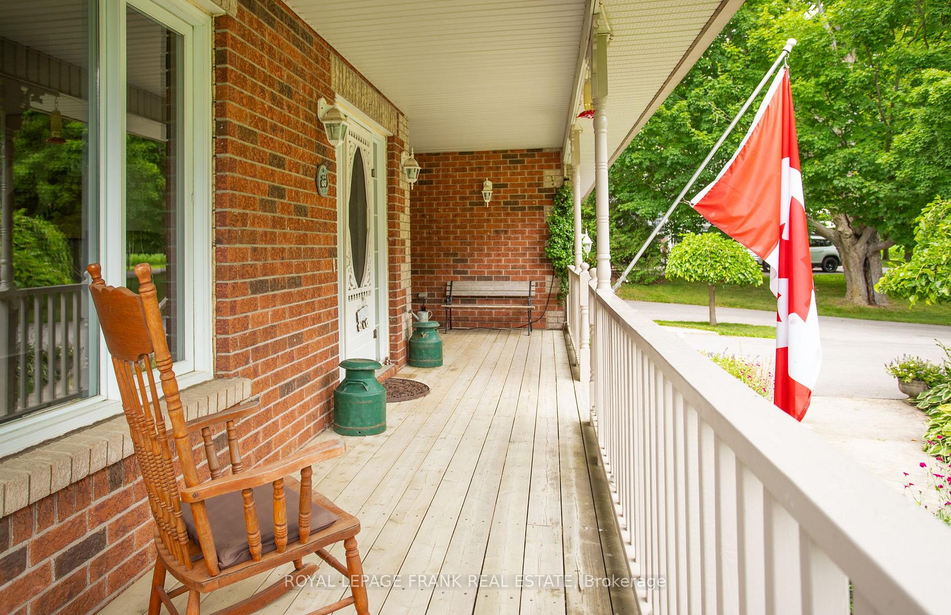 Photo 5 of 28 Palace Street, Scugog, Rural Scugog — HOMEH