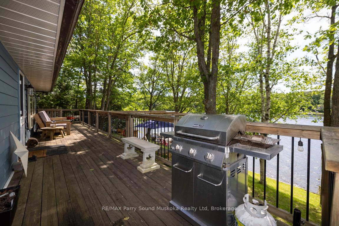 Photo 7 of 8 Ralph's Walkway, Seguin — HOMEH