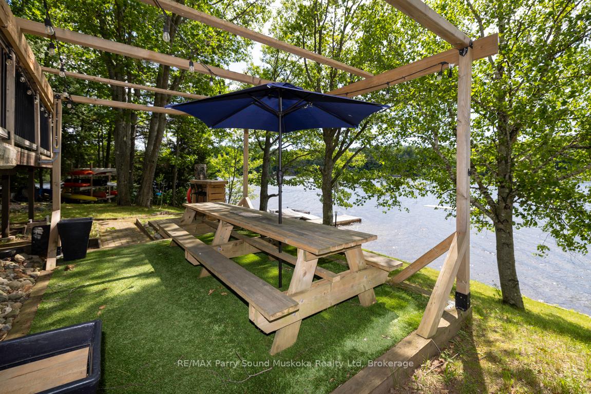 Photo 29 of 8 Ralph's Walkway, Seguin — HOMEH