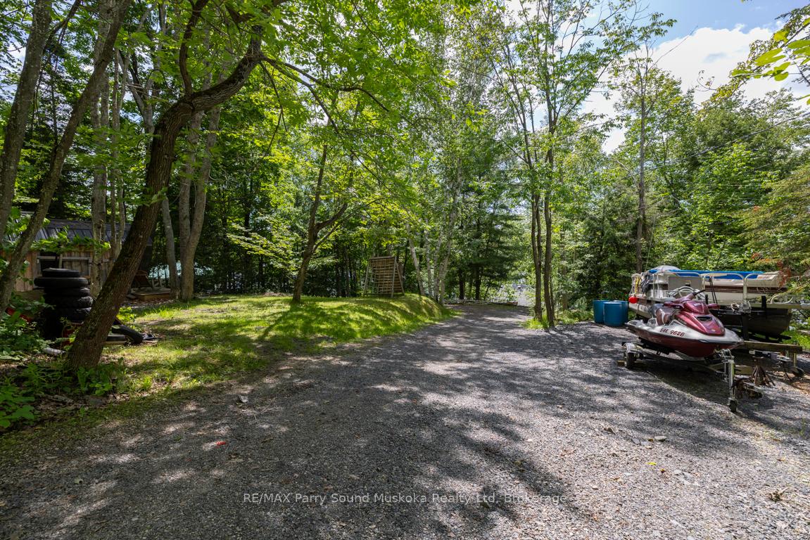 Photo 45 of 8 Ralph's Walkway, Seguin — HOMEH