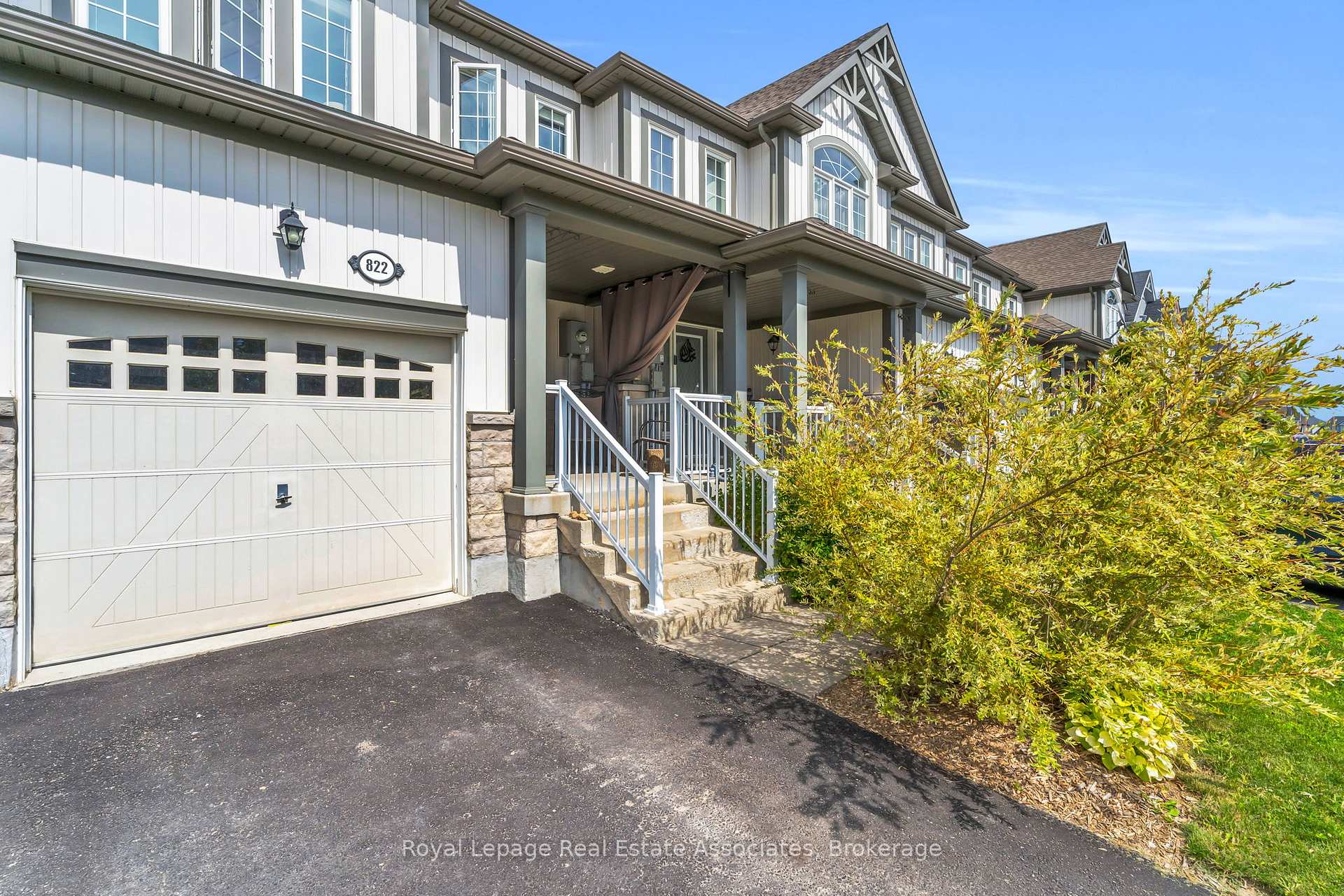 Photo 3 of 822 Cook Crescent, Shelburne — HOMEH
