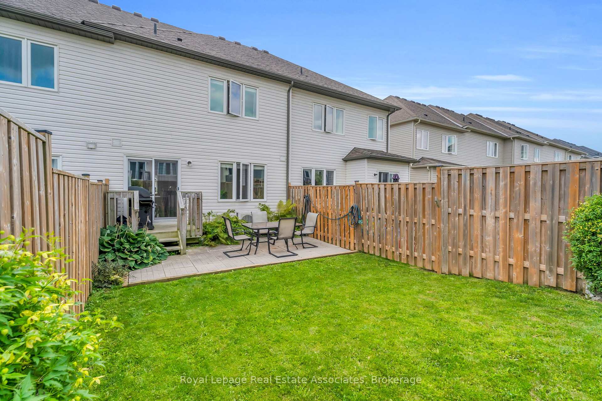 Photo 33 of 822 Cook Crescent, Shelburne — HOMEH