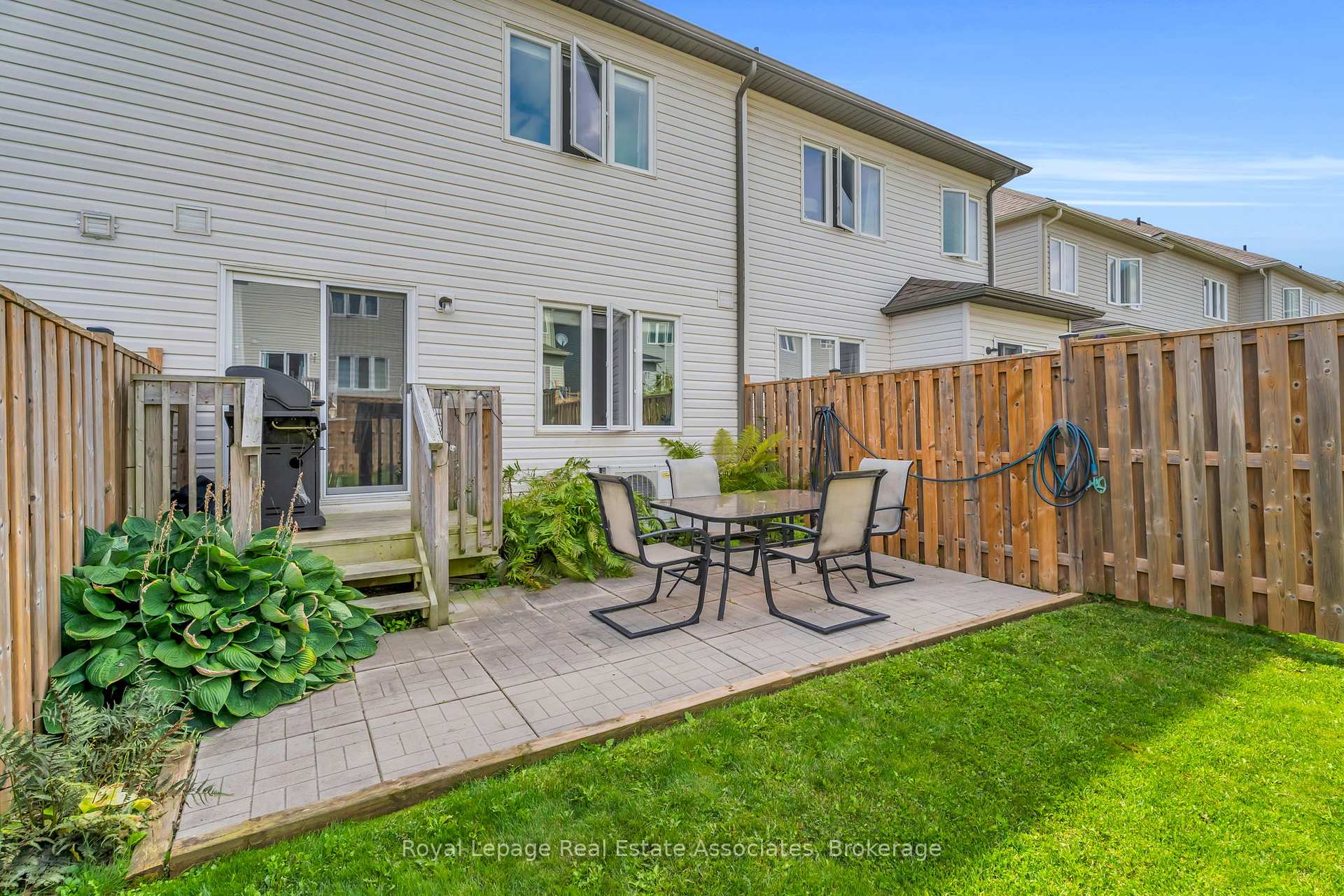 Photo 34 of 822 Cook Crescent, Shelburne — HOMEH