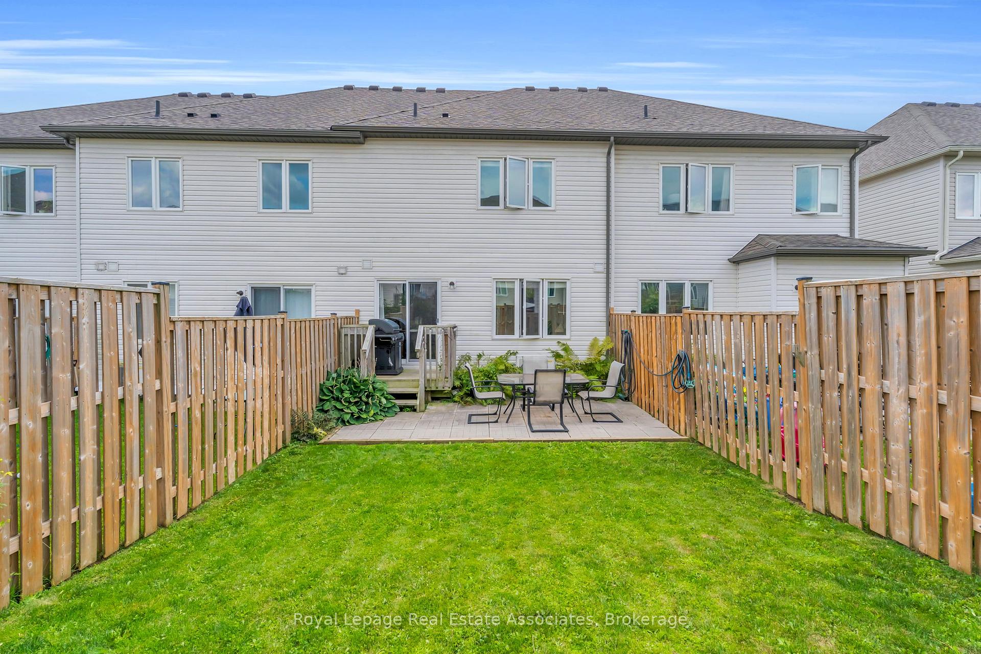 Photo 35 of 822 Cook Crescent, Shelburne — HOMEH