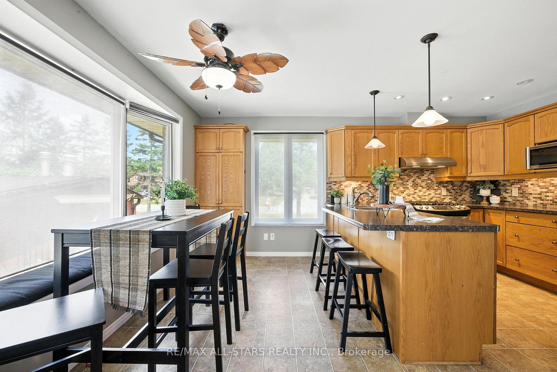 Photo 14 of 26 Carlan Drive, Scugog, Port Perry — HOMEH