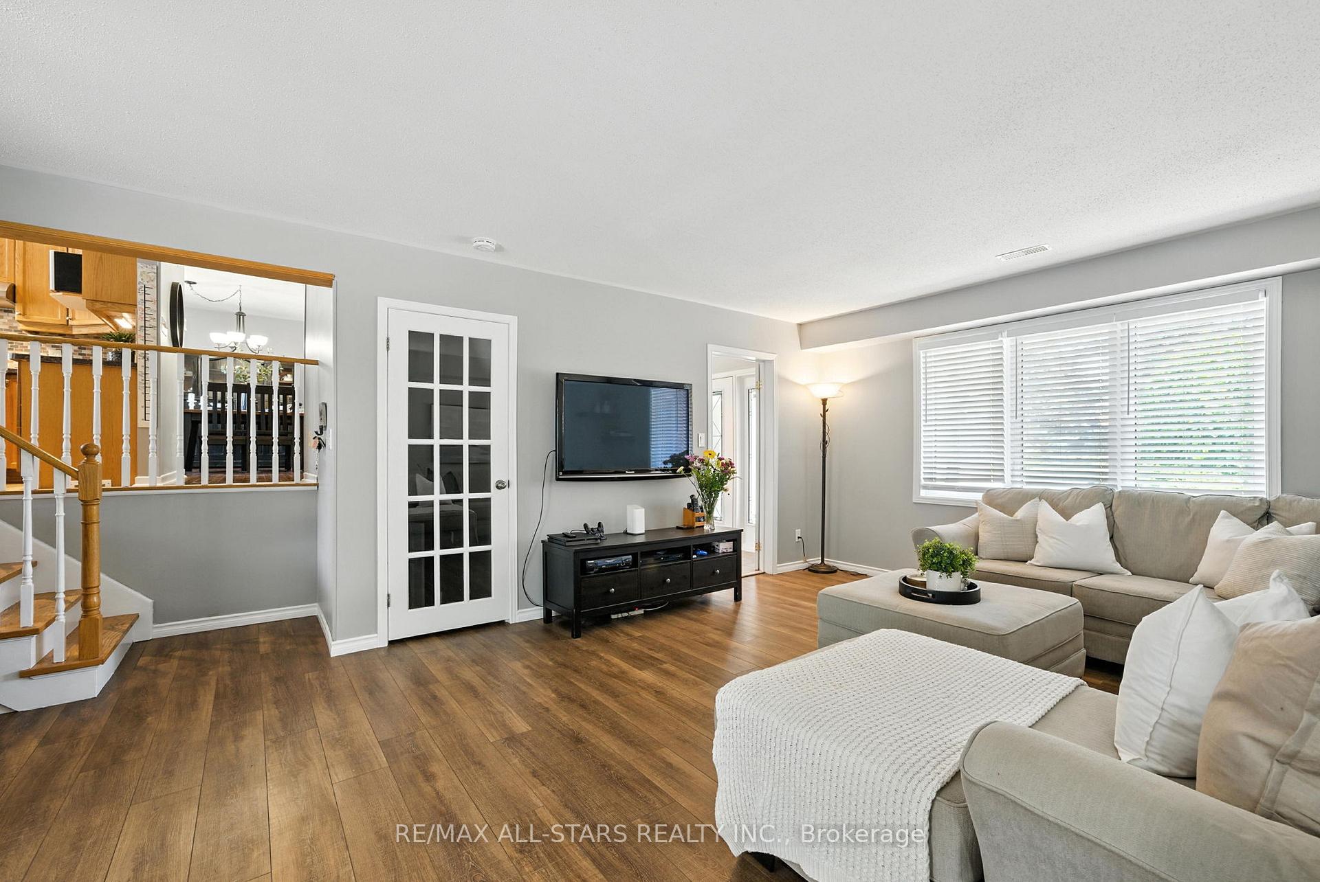 Photo 19 of 26 Carlan Drive, Scugog, Port Perry — HOMEH