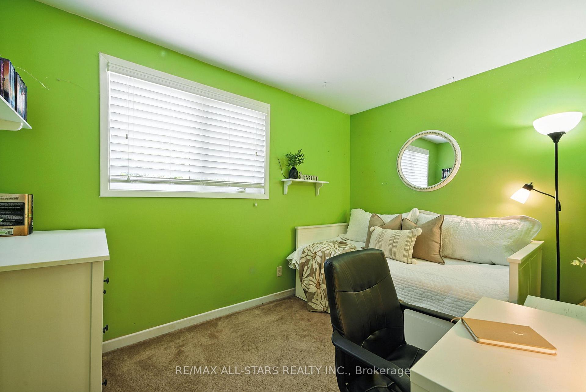 Photo 22 of 26 Carlan Drive, Scugog, Port Perry — HOMEH