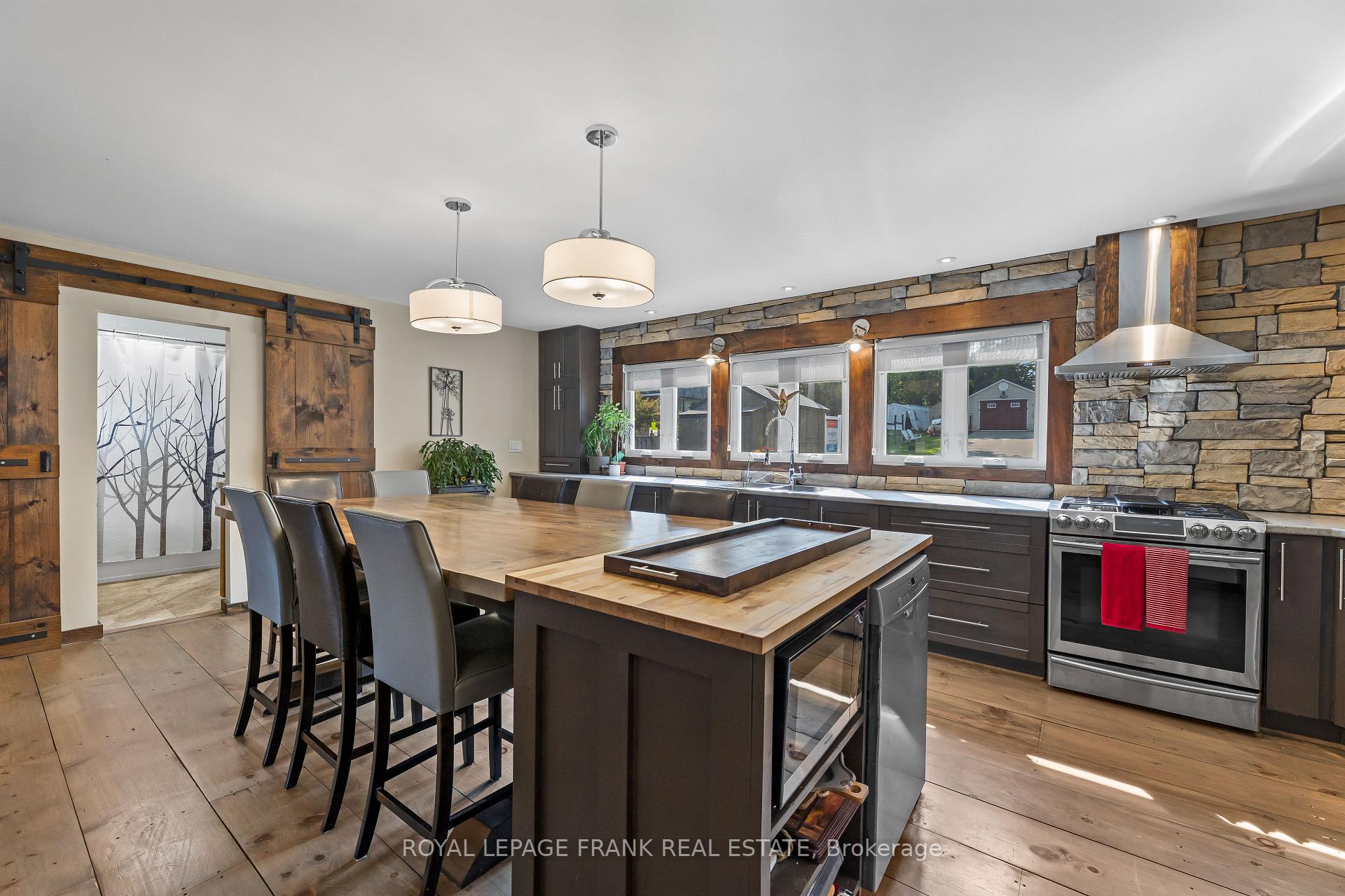 Photo 18 of 264 Williams Point Road, Scugog, Rural Scugog — HOMEH