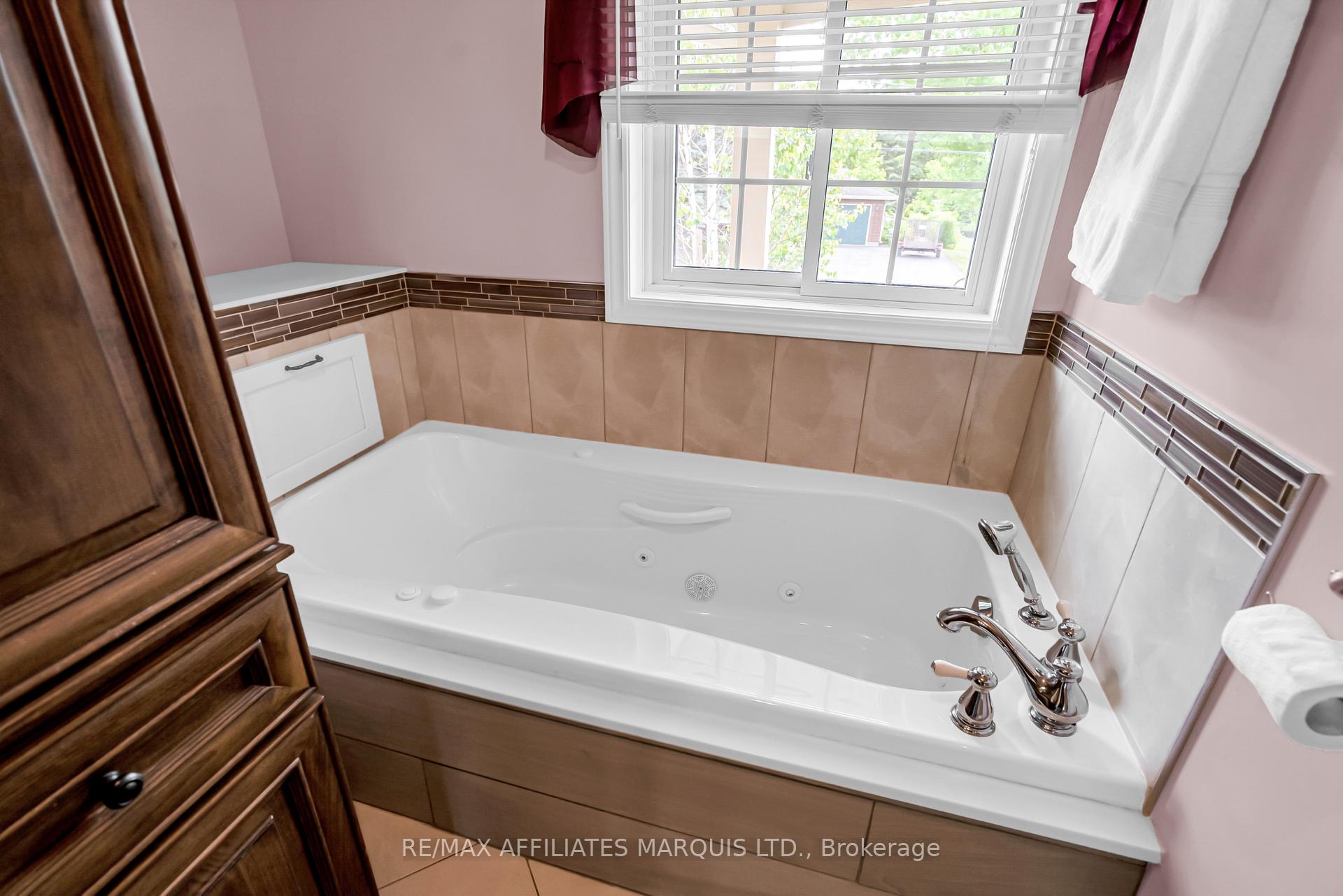 Photo 20 of 18227 Oak Drive, South Glengarry, South Glengarry (Charlottenburgh) Twp — HOMEH