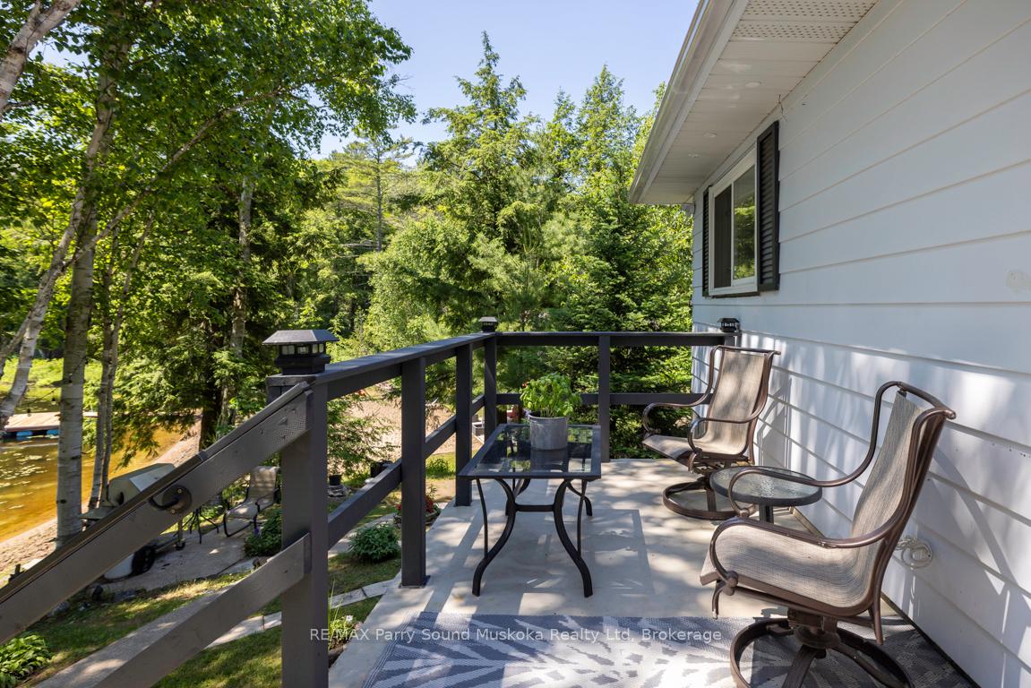 Photo 34 of 18 Karhu Lane, Seguin — HOMEH