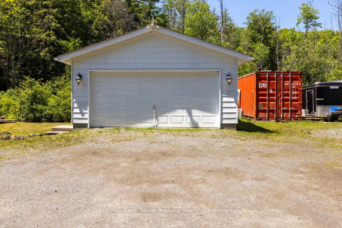 Photo 46 of 18 Karhu Lane, Seguin — HOMEH