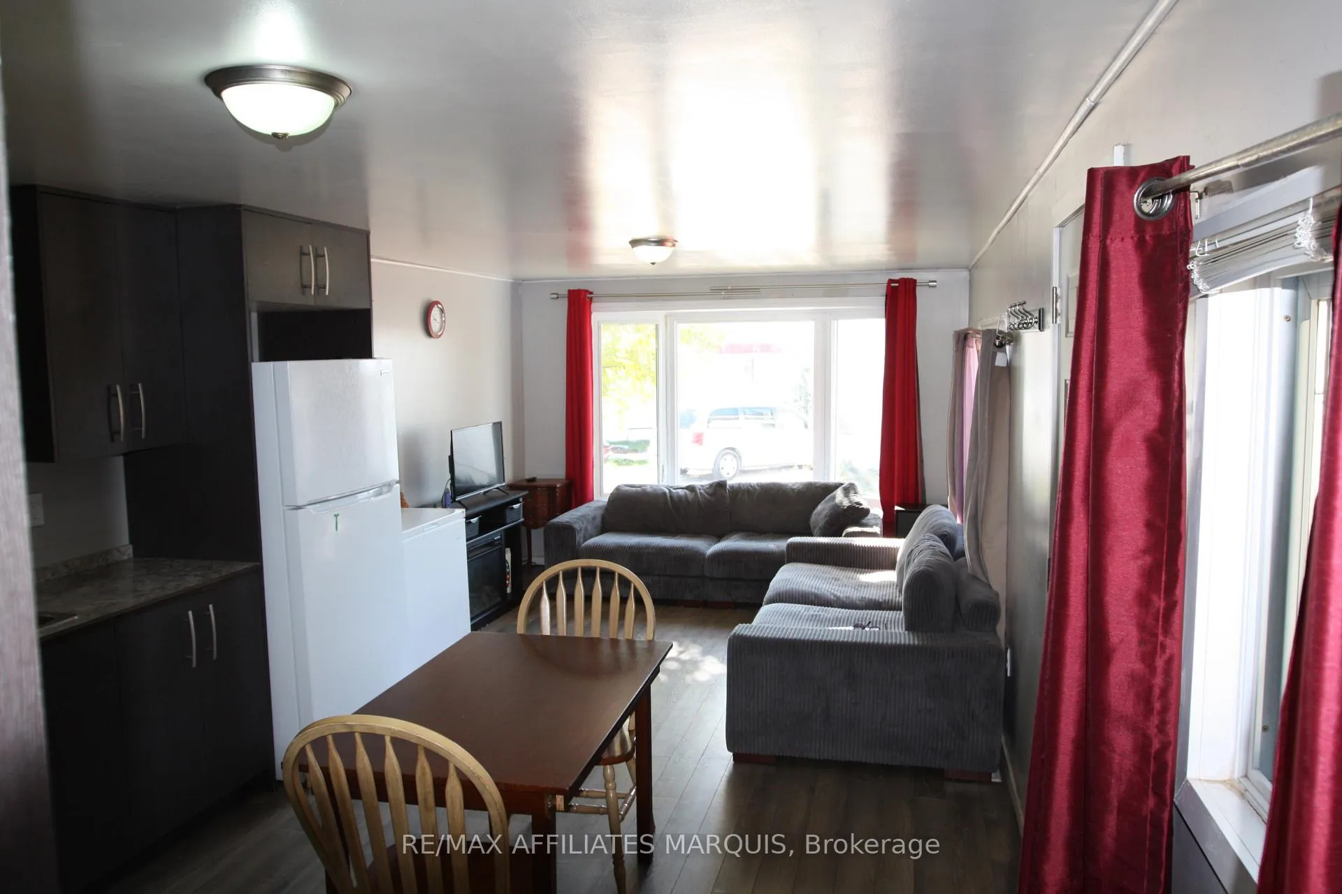 Photo 6 of 514 Jason Street N, Smiths Falls — HOMEH