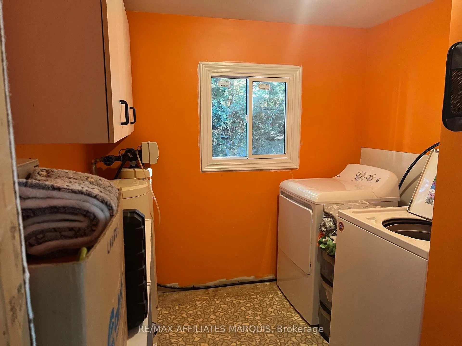 Photo 10 of 514 Jason Street N, Smiths Falls — HOMEH