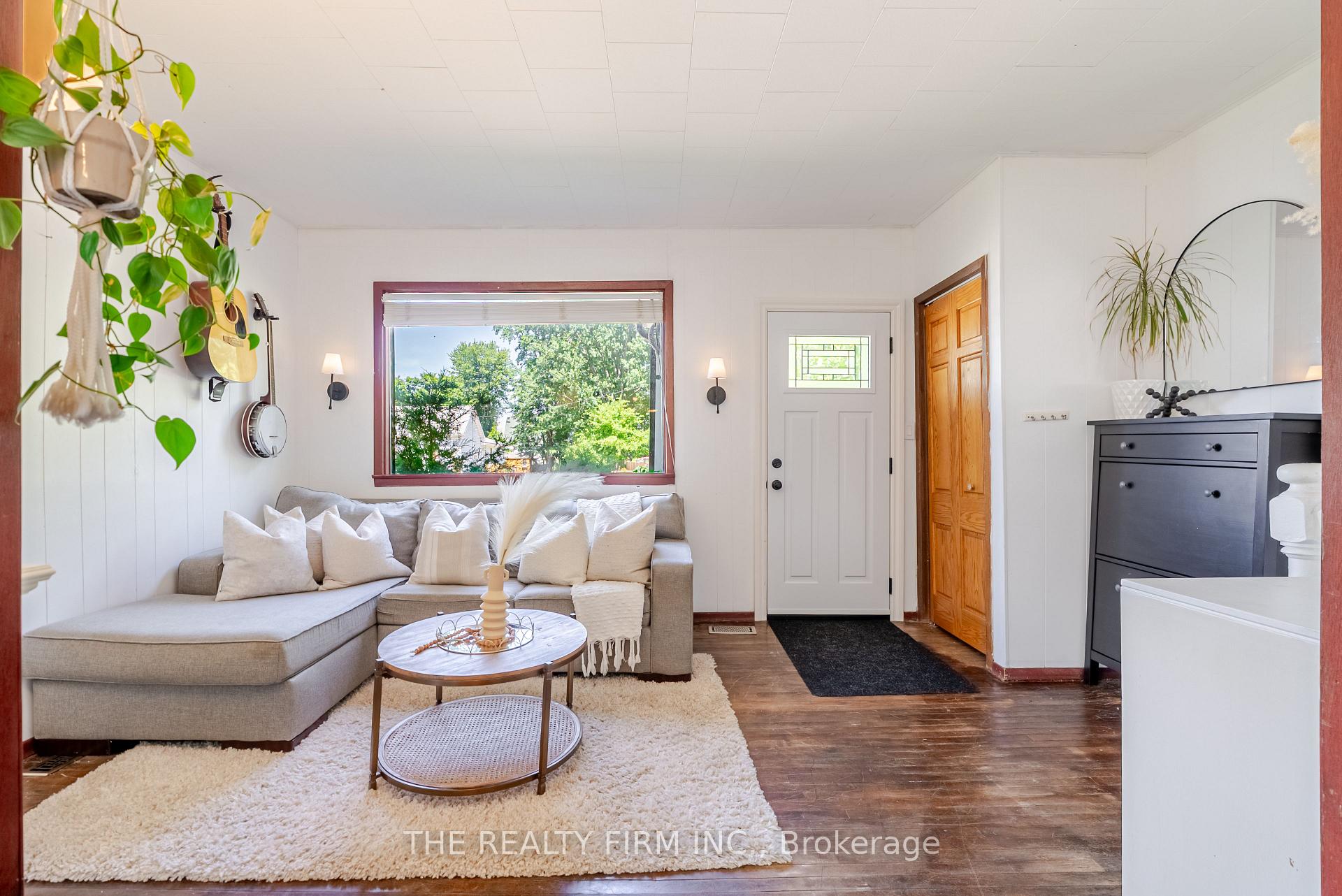 Photo 3 of 174 Omara Street, Southwest Middlesex, Glencoe — HOMEH