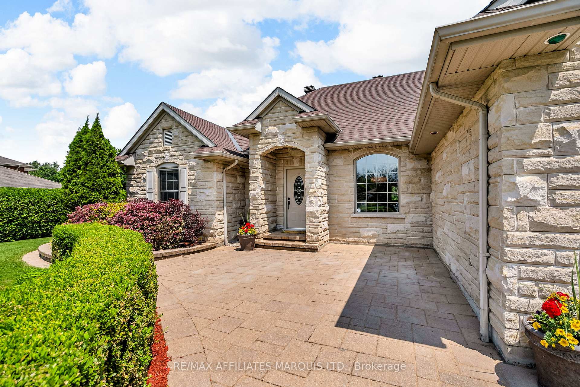 Photo 4 of 6677 Sutherland Avenue, South Glengarry, South Glengarry (Charlottenburgh) Twp — HOMEH