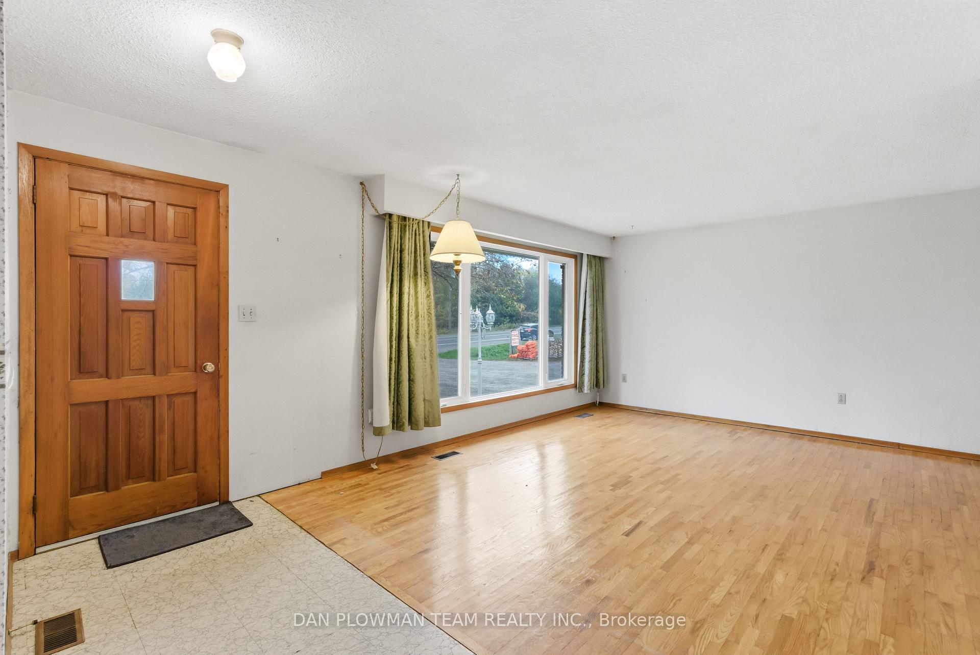 Photo 6 of 3916 7A Highway, Scugog, Rural Scugog — HOMEH