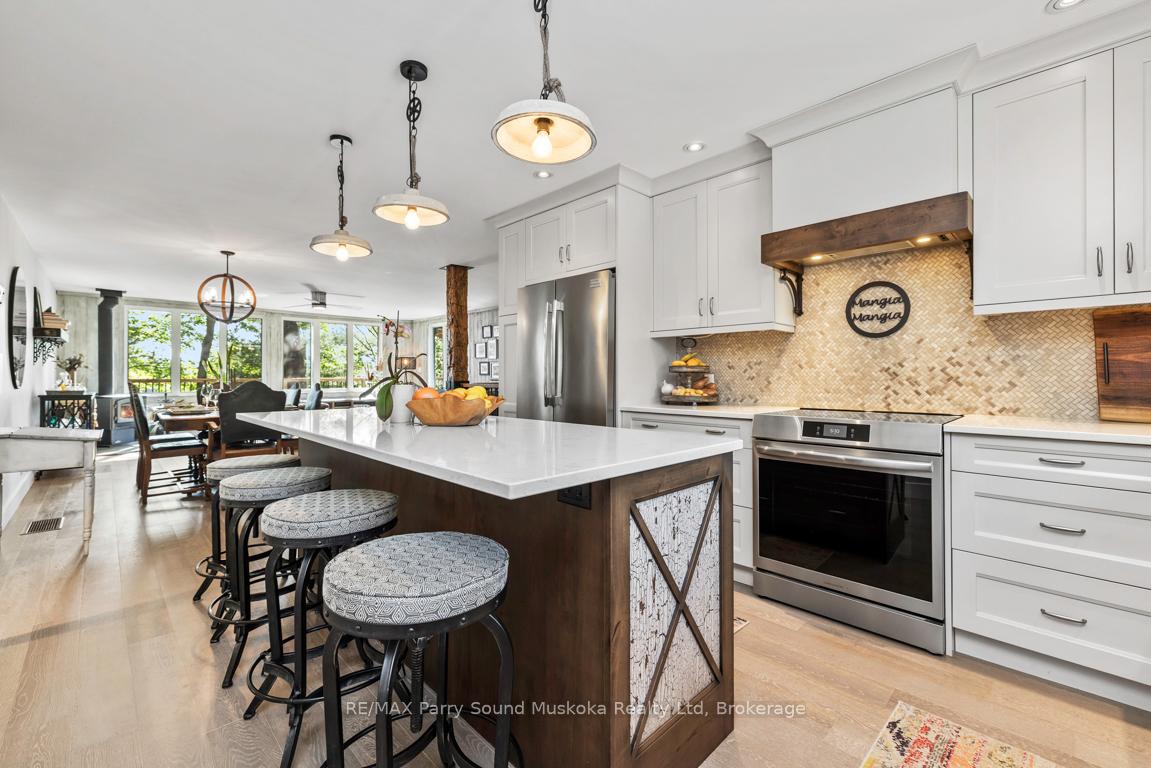 Photo 20 of 16 Birch Crescent, Seguin — HOMEH