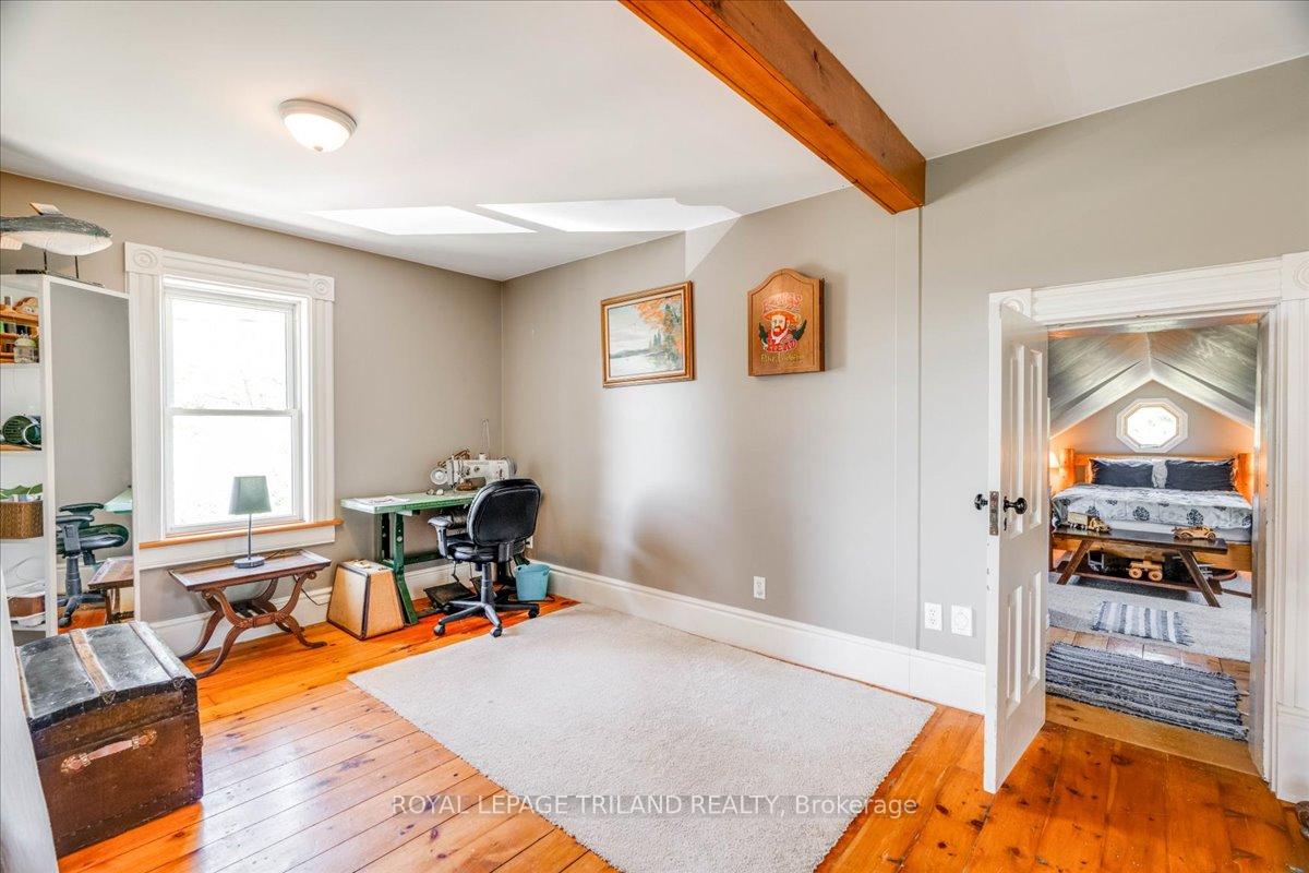 Photo 18 of 23186 Springfield Road, Southwest Middlesex, Rural Southwest Middlesex — HOMEH
