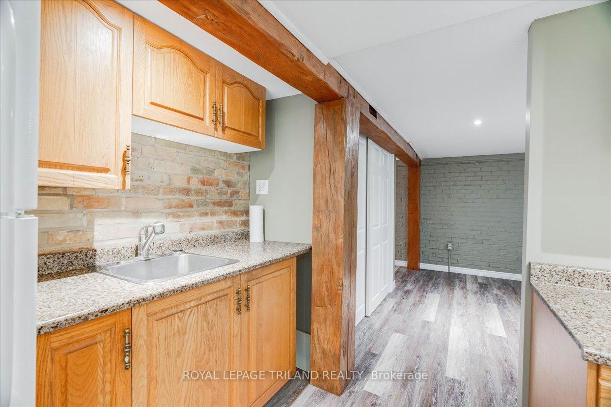 Photo 27 of 23186 Springfield Road, Southwest Middlesex, Rural Southwest Middlesex — HOMEH