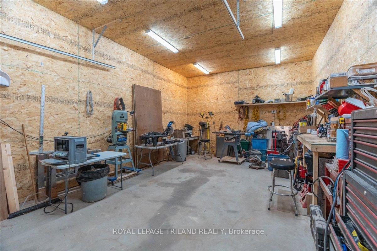 Photo 34 of 23186 Springfield Road, Southwest Middlesex, Rural Southwest Middlesex — HOMEH