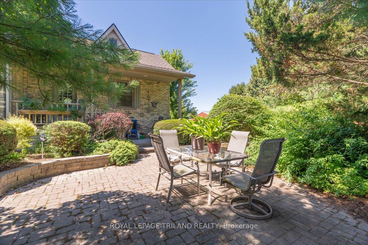 Photo 38 of 23186 Springfield Road, Southwest Middlesex, Rural Southwest Middlesex — HOMEH
