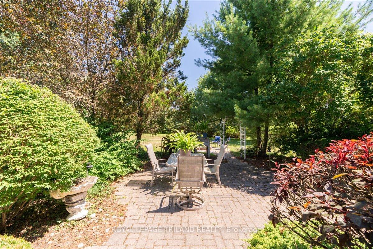 Photo 40 of 23186 Springfield Road, Southwest Middlesex, Rural Southwest Middlesex — HOMEH