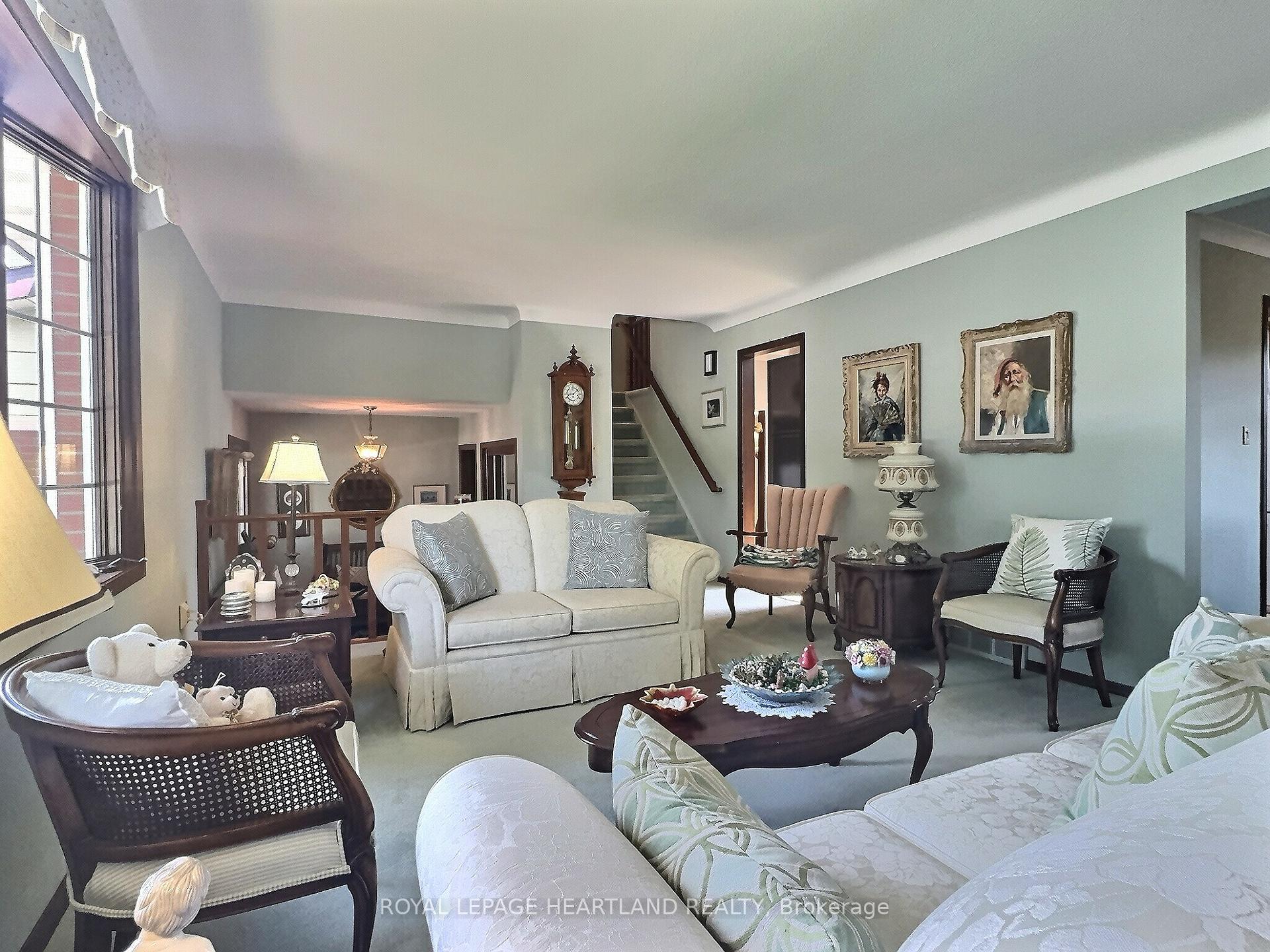 Photo 11 of 261 Churchill Drive, South Huron, Exeter — HOMEH