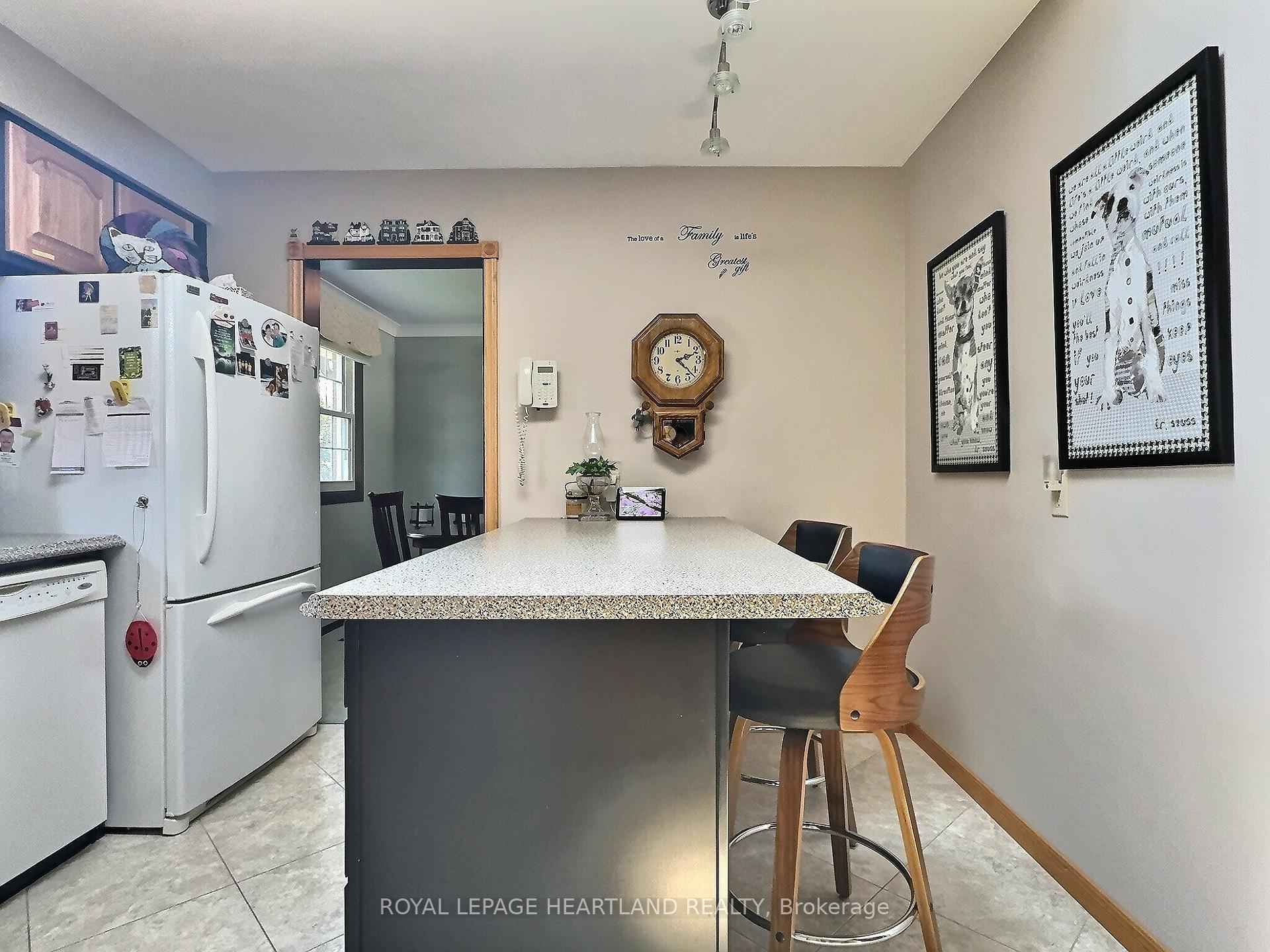 Photo 16 of 261 Churchill Drive, South Huron, Exeter — HOMEH